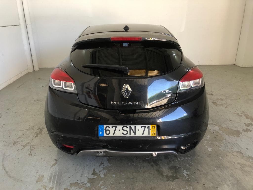 Renault Mégane III Coupé · Ano 2013 — imagem 2