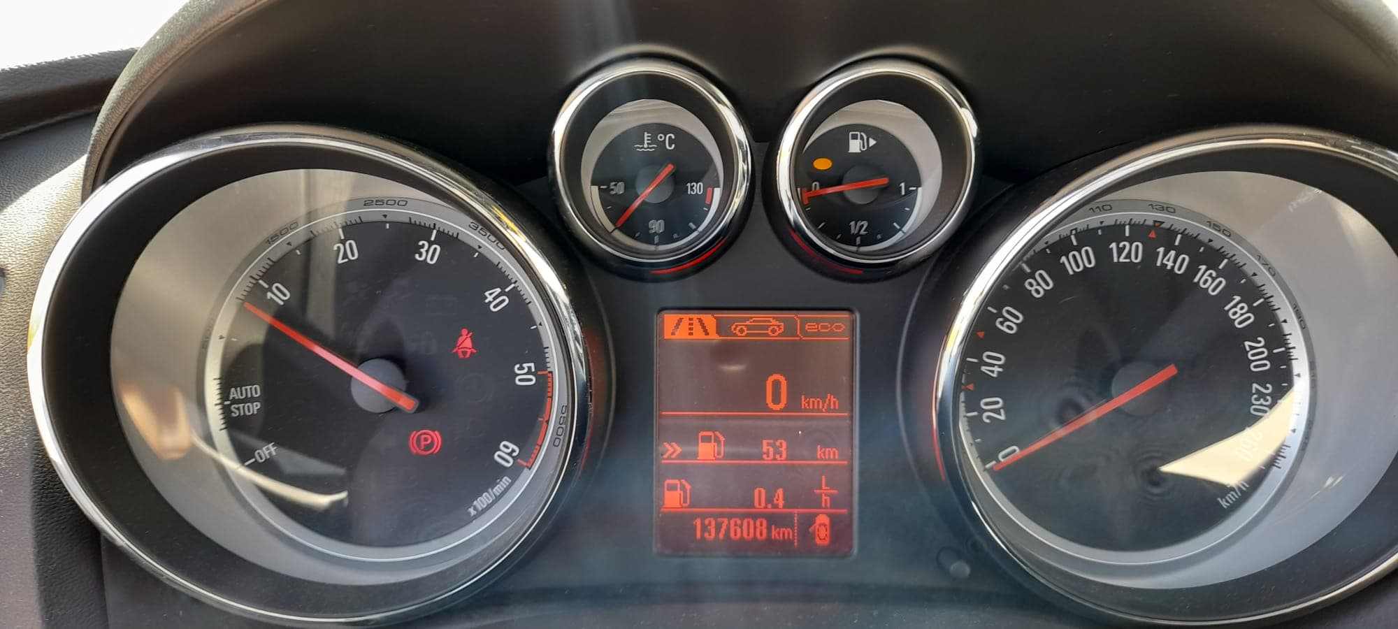 Opel Astra 1.7 CDTI · Ano 2014 — imagem 15