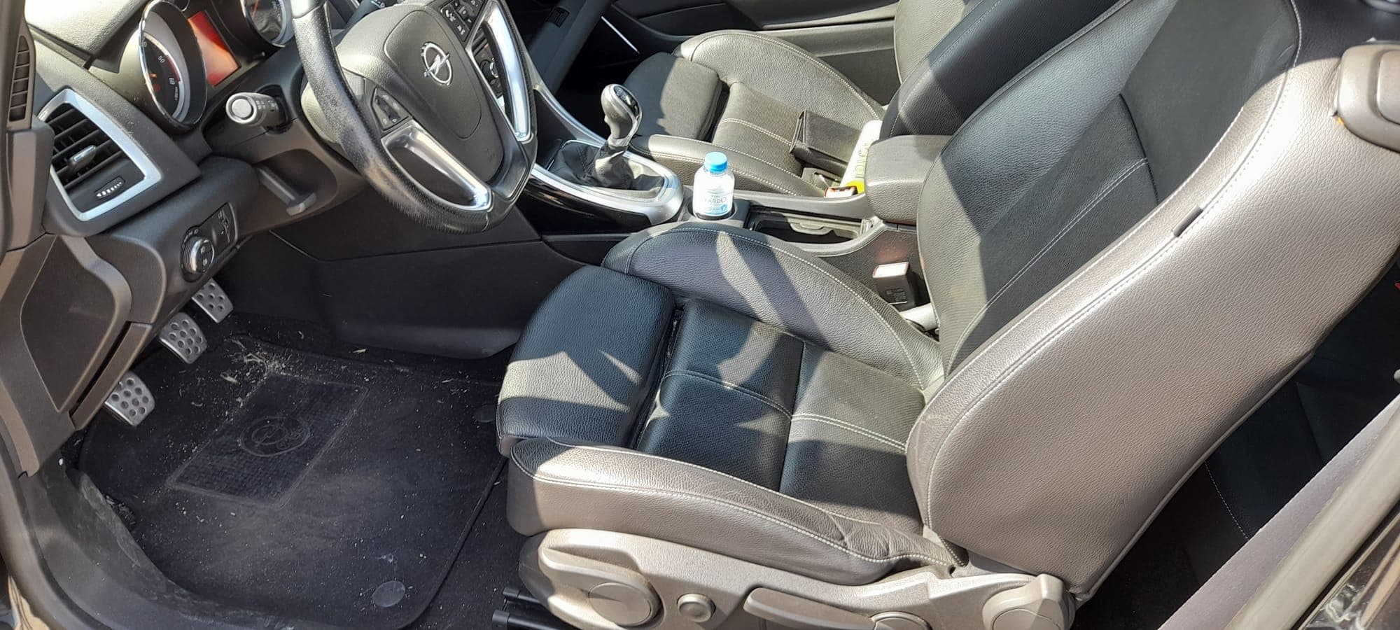 Opel Astra 1.7 CDTI · Ano 2014 — imagem 10