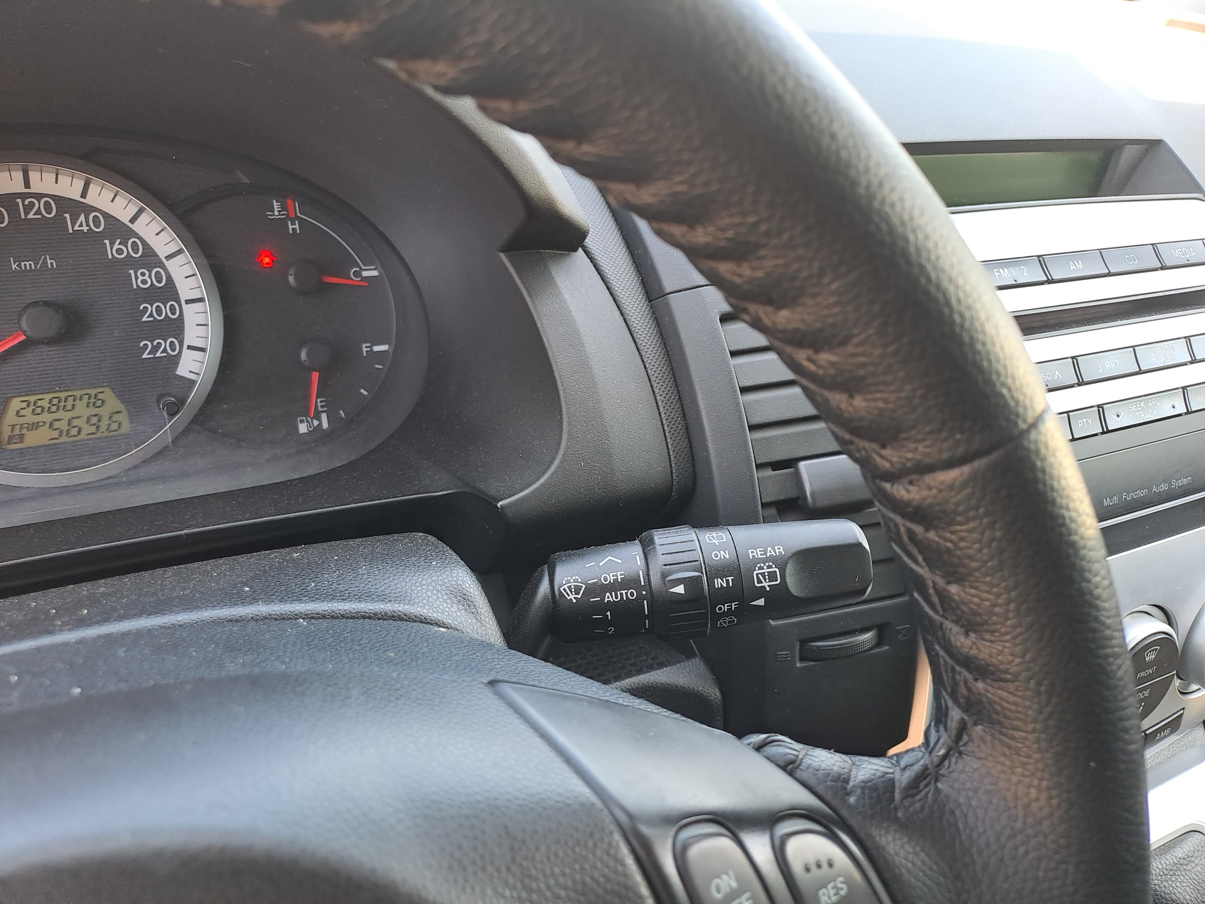 Mazda 5 · Ano 2006 — imagem 22