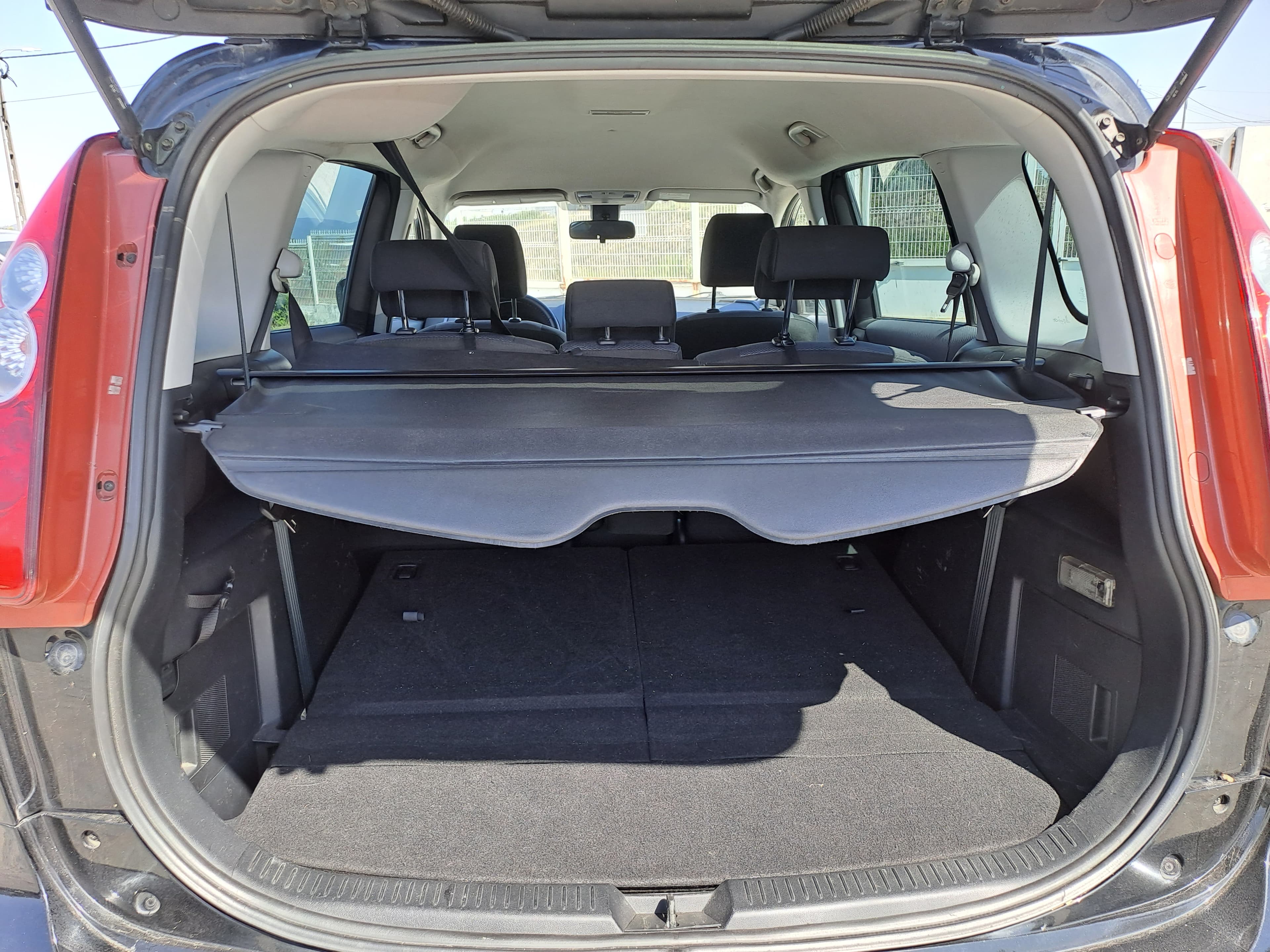 Mazda 5 · Ano 2006 — imagem 7