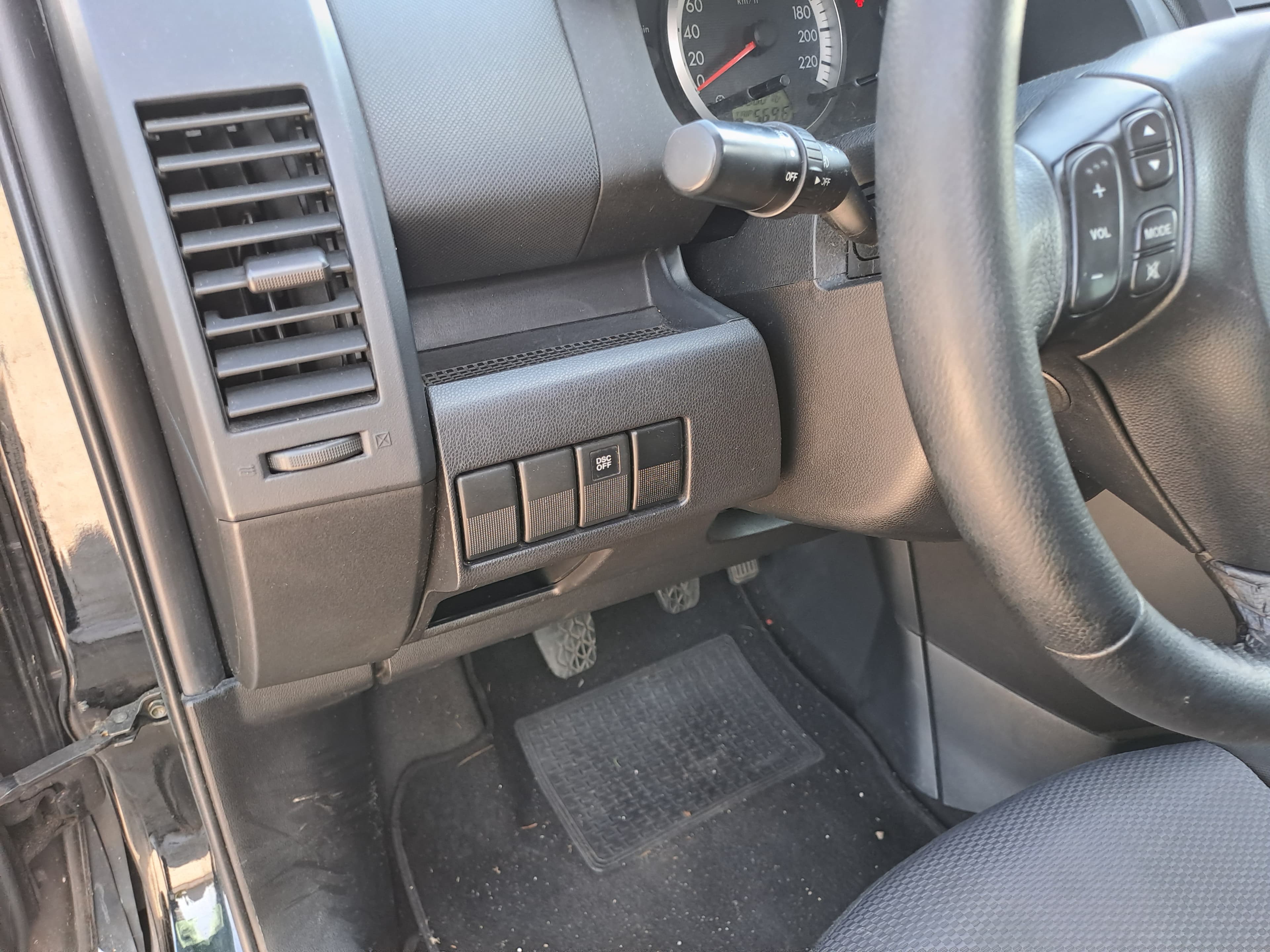 Mazda 5 · Ano 2006 — imagem 17