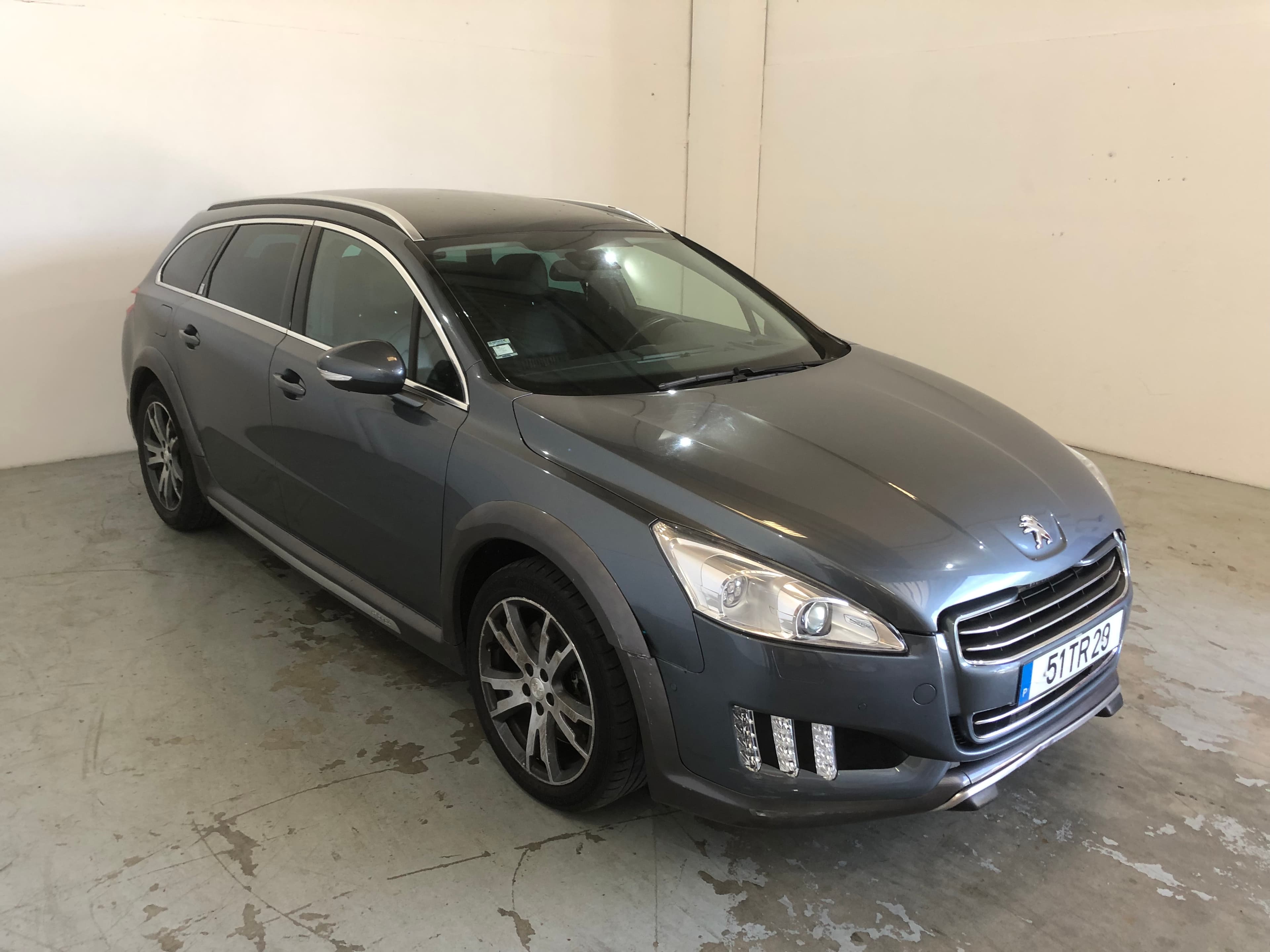 Peugeot 508 RXH Híbrido Diesel · Ano 2012 — imagem 1