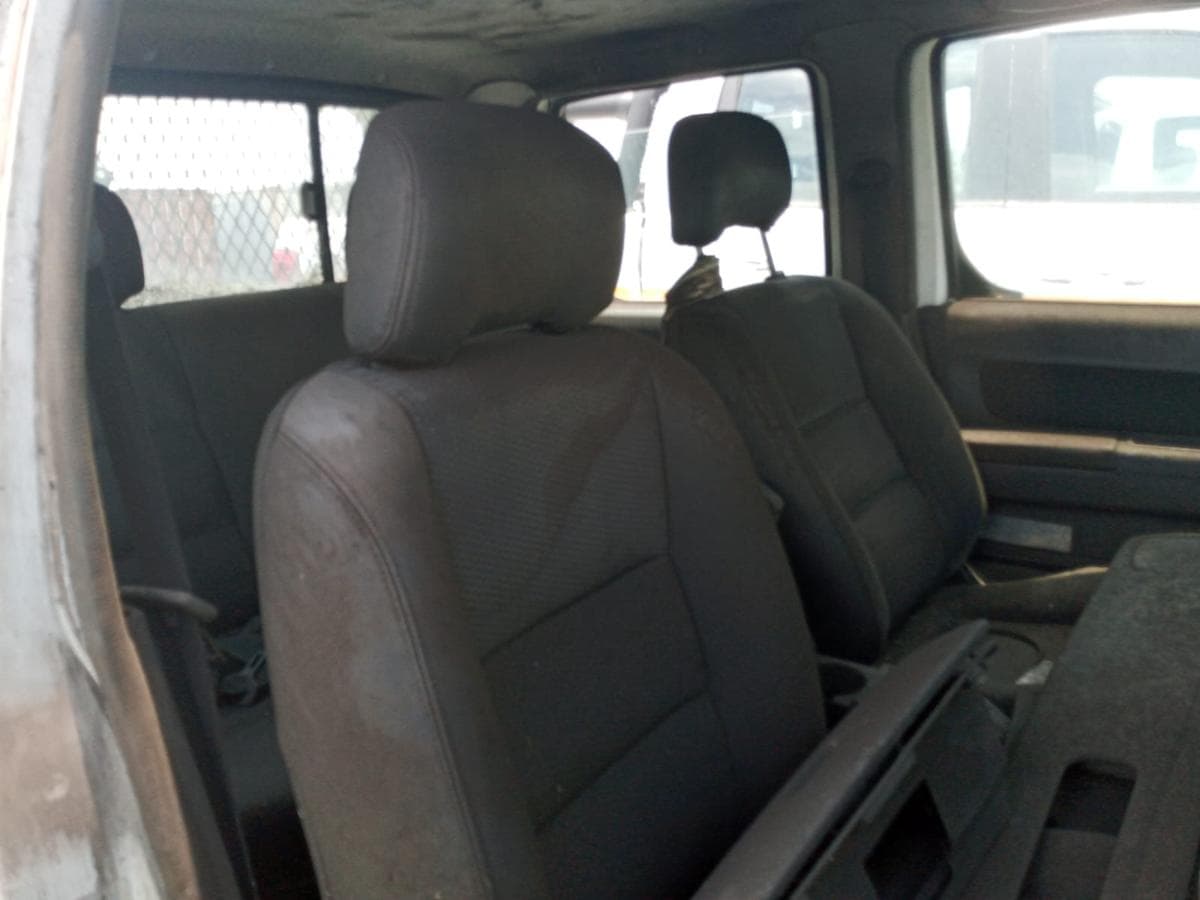 Nissan Hardbody — imagem 7