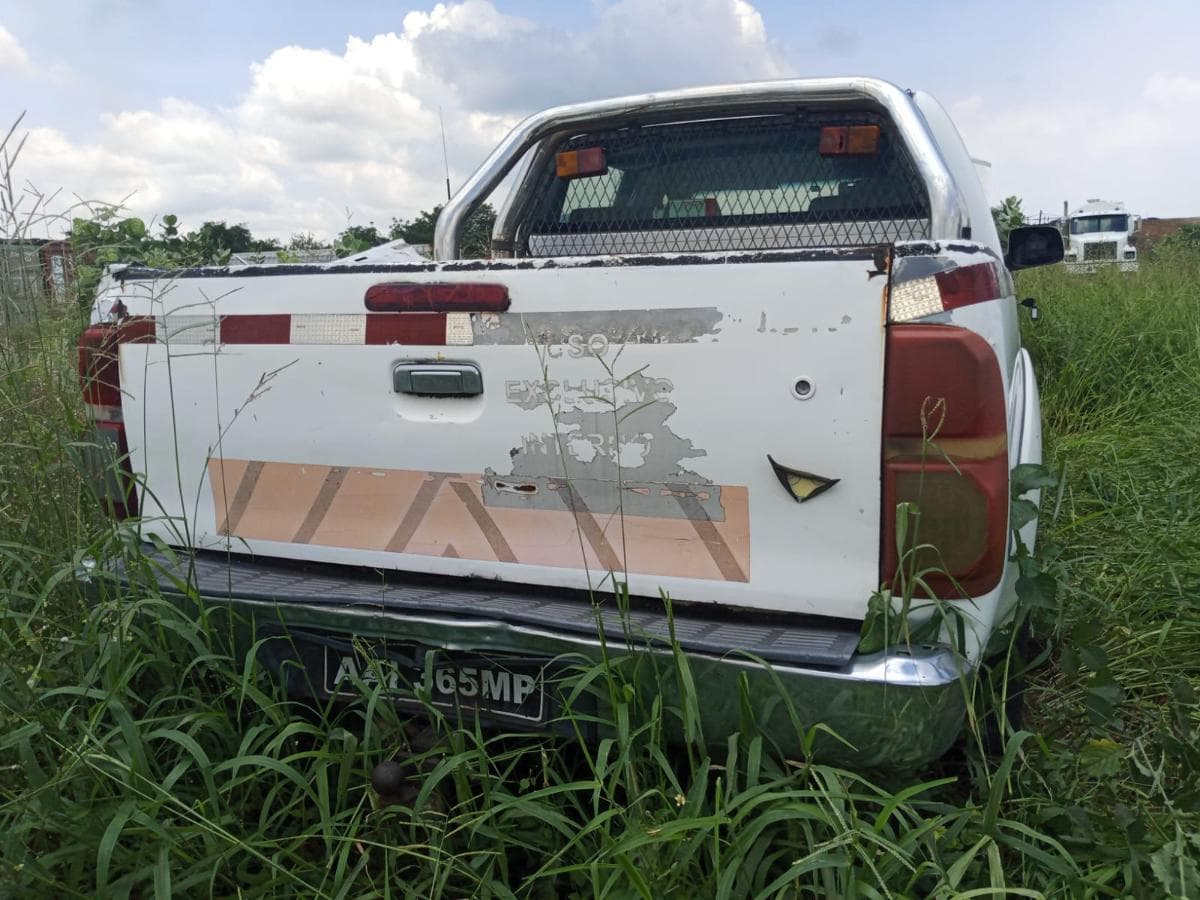 Toyota Hilux — image 5