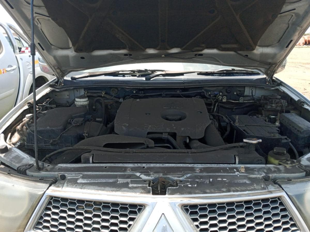 Mitsubishi L200 — imagem 5