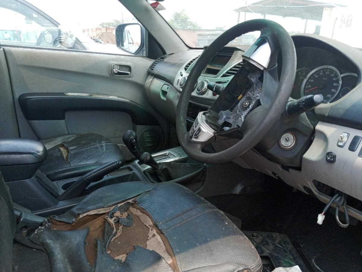 Mitsubishi L200 — imagem 7