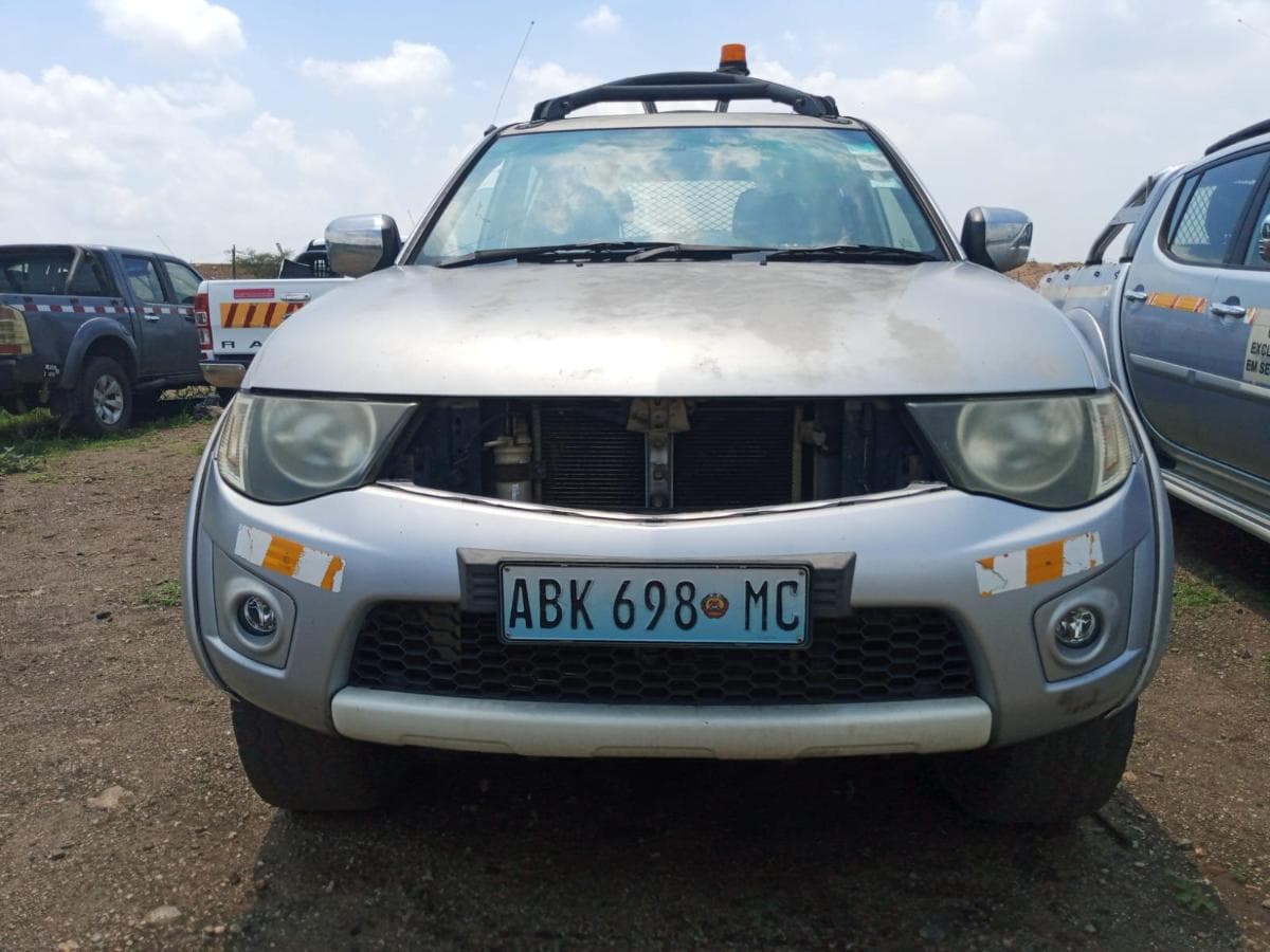 Mitsubishi L200 — imagem 7