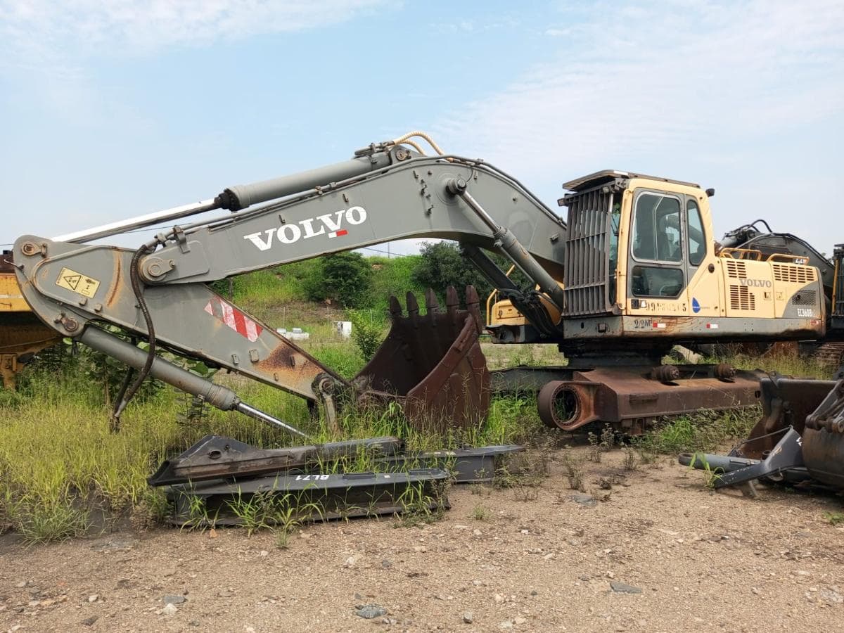 Escavadeira hidráulica Volvo EC360 BLC — imagem 4