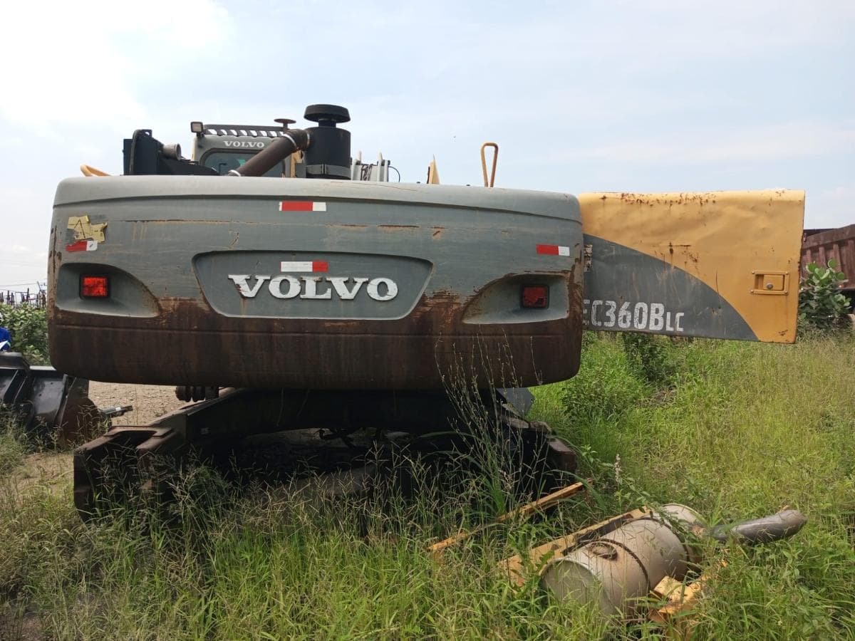 Escavadeira hidráulica Volvo EC360 BLC — imagem 3