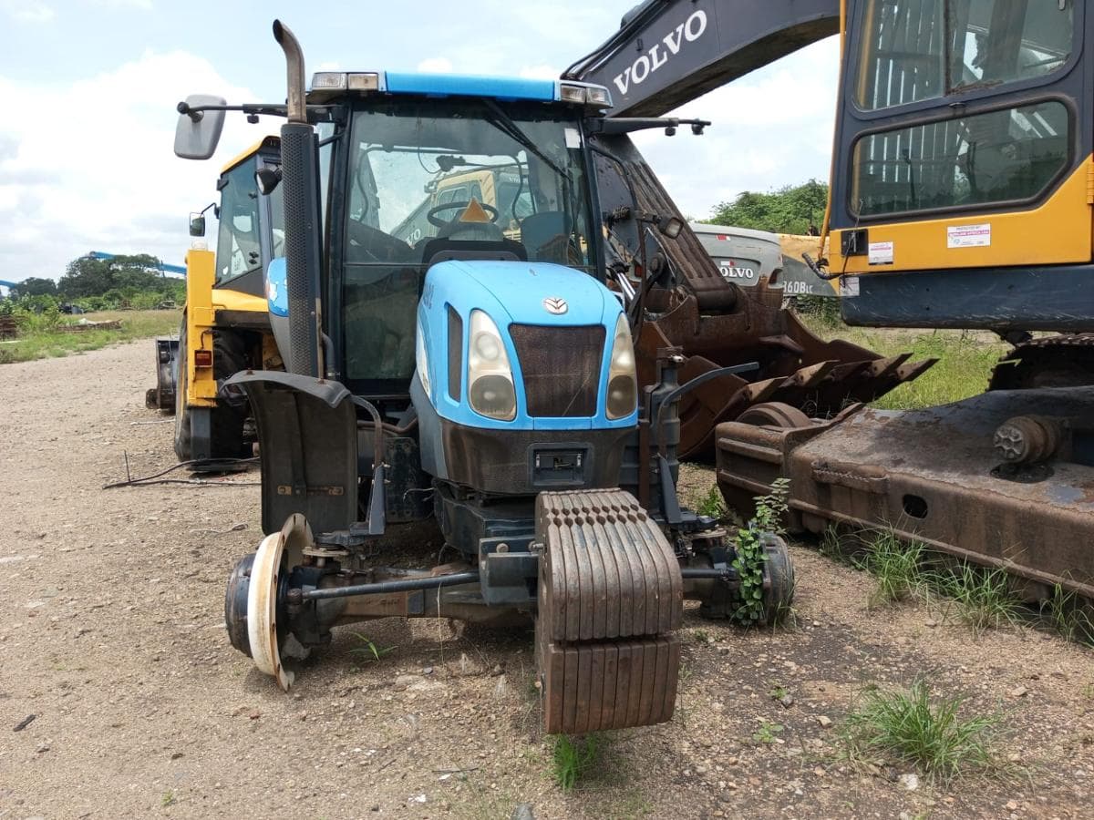 Trator New holand T6070 — image 6