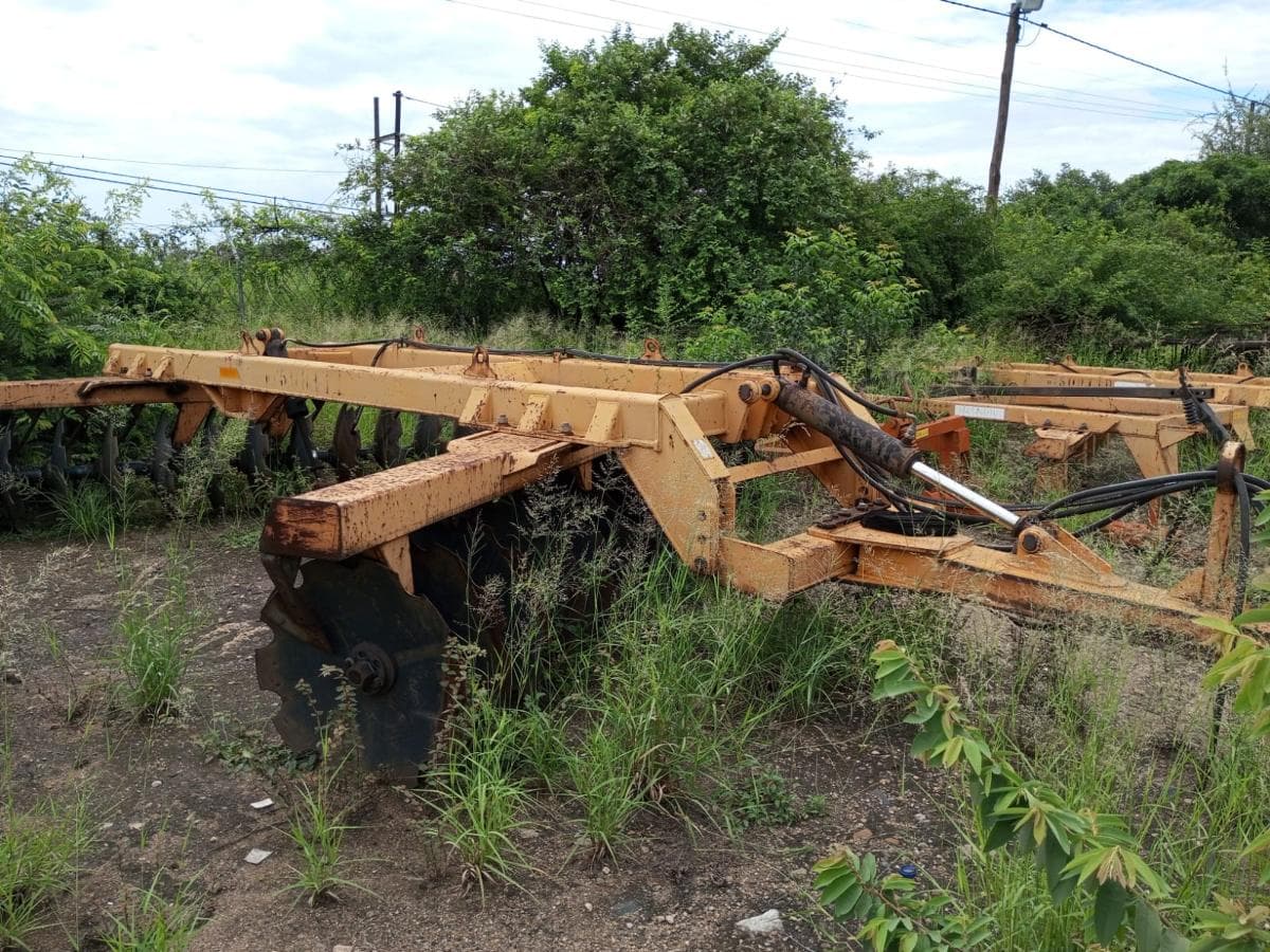 Implemento agrícola Santa Isabel — image 1