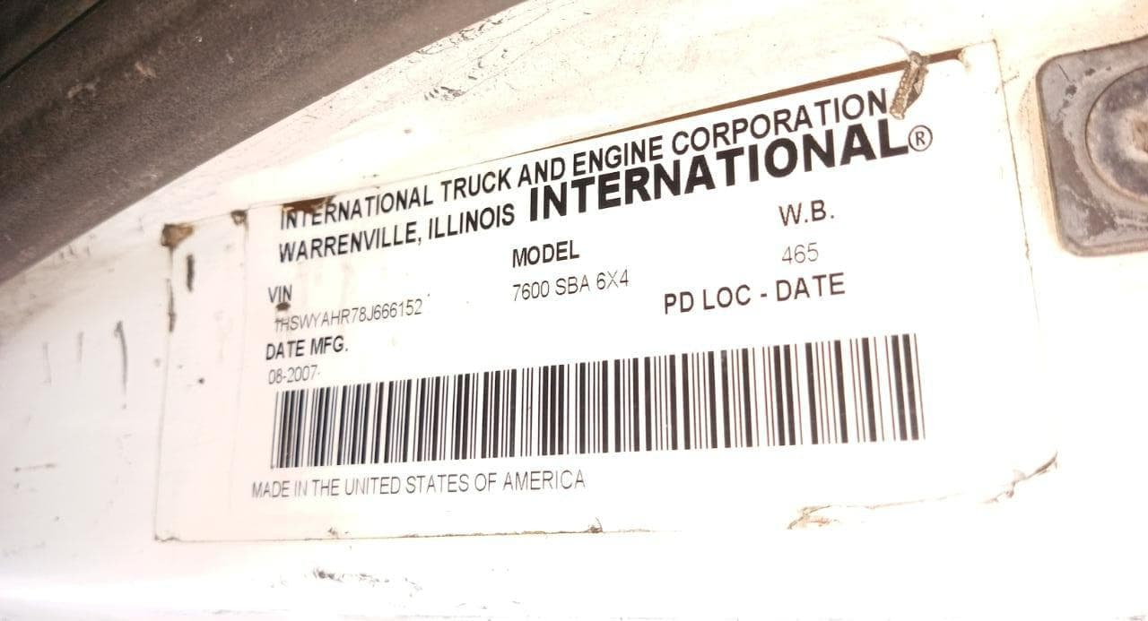 Camiao de marca internacional 7600 SBA 6×4 — imagem 5