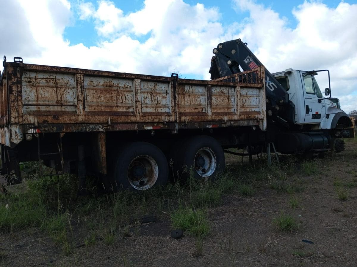 Camiao de marca internacional 7600 SBA 6×4 — imagem 8