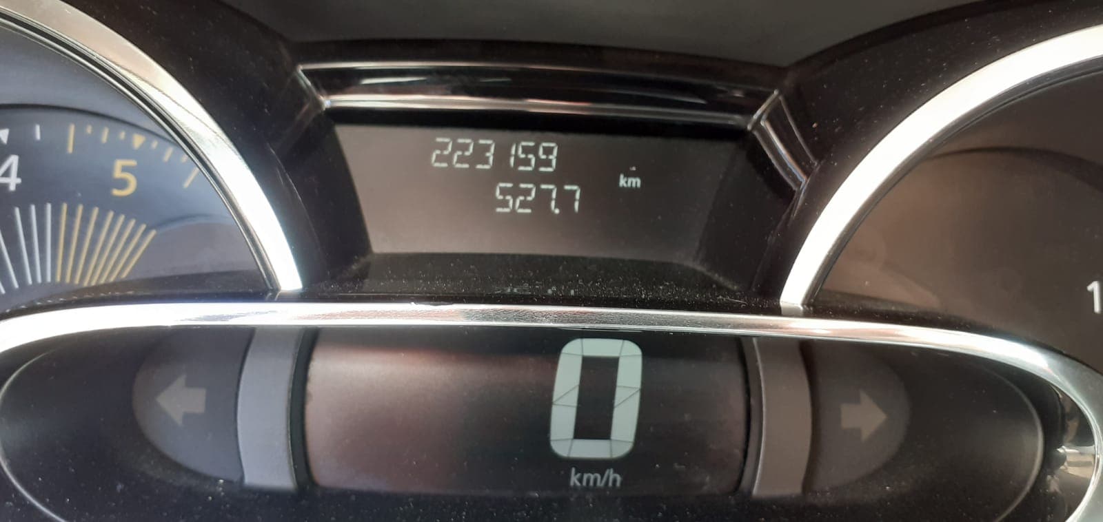 Renault Clio 1.5 DCI · Ano 2013 — imagen 22