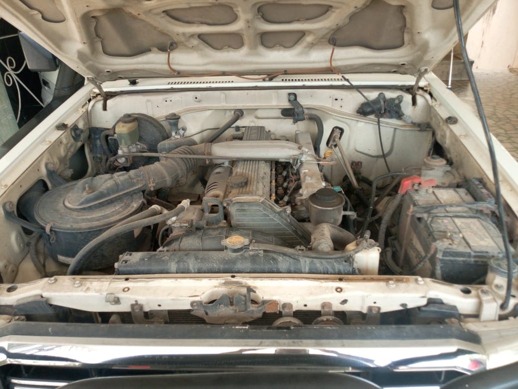 Toyota Landcruiser — image 6