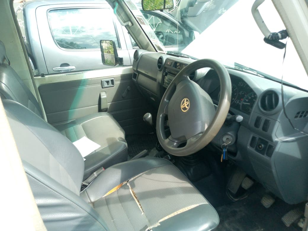 Toyota Landcruiser — imagen 6