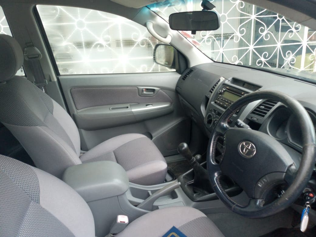 Toyota Hilux SR5 — imagem 7