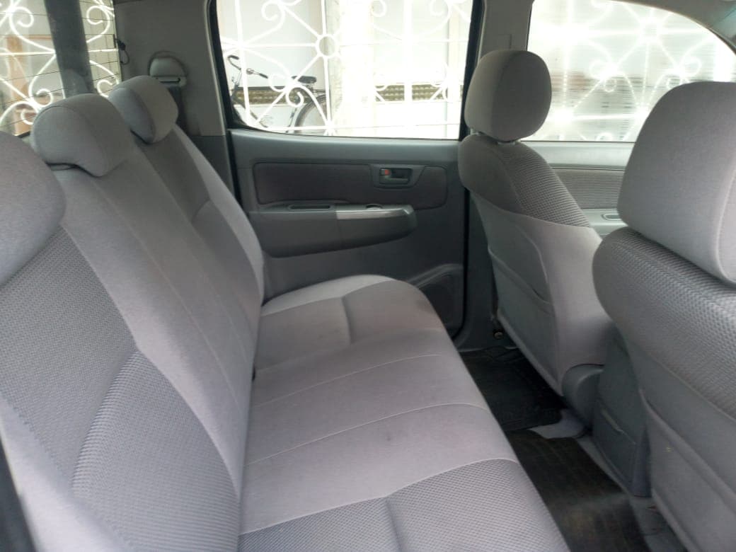 Toyota Hilux SR5 — imagem 9