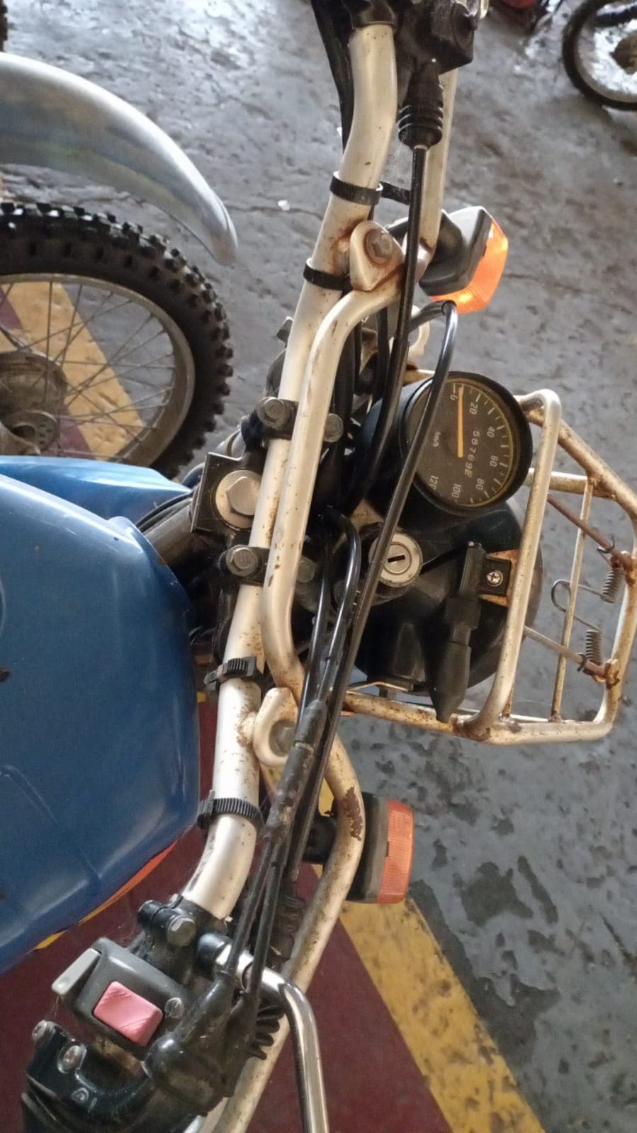 Motorizada YAMAHA — image 3