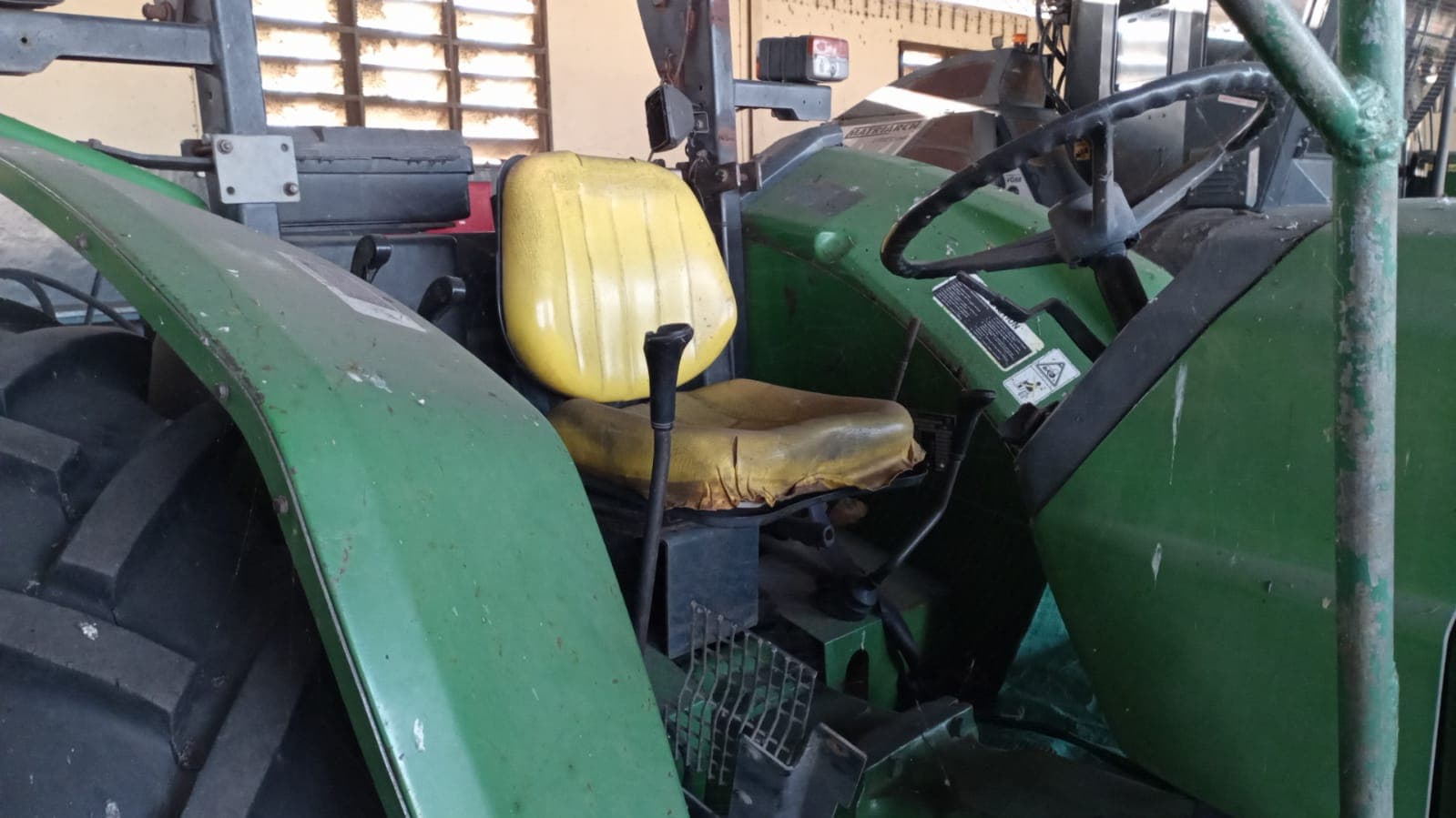 Trator John Deere — imagen 6