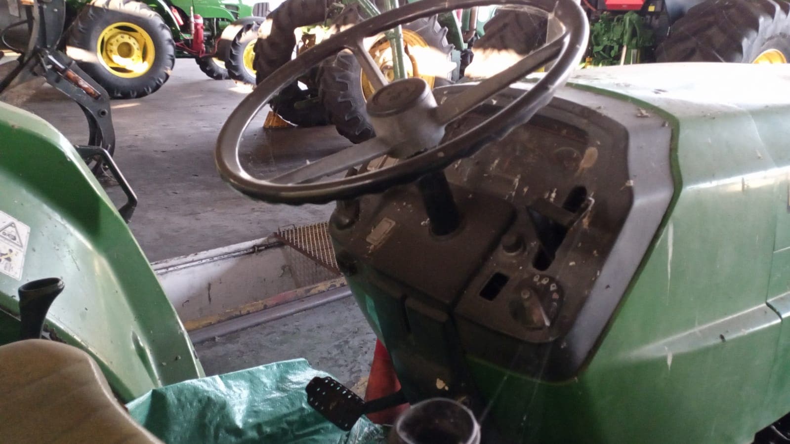 Trator John Deere — imagen 5