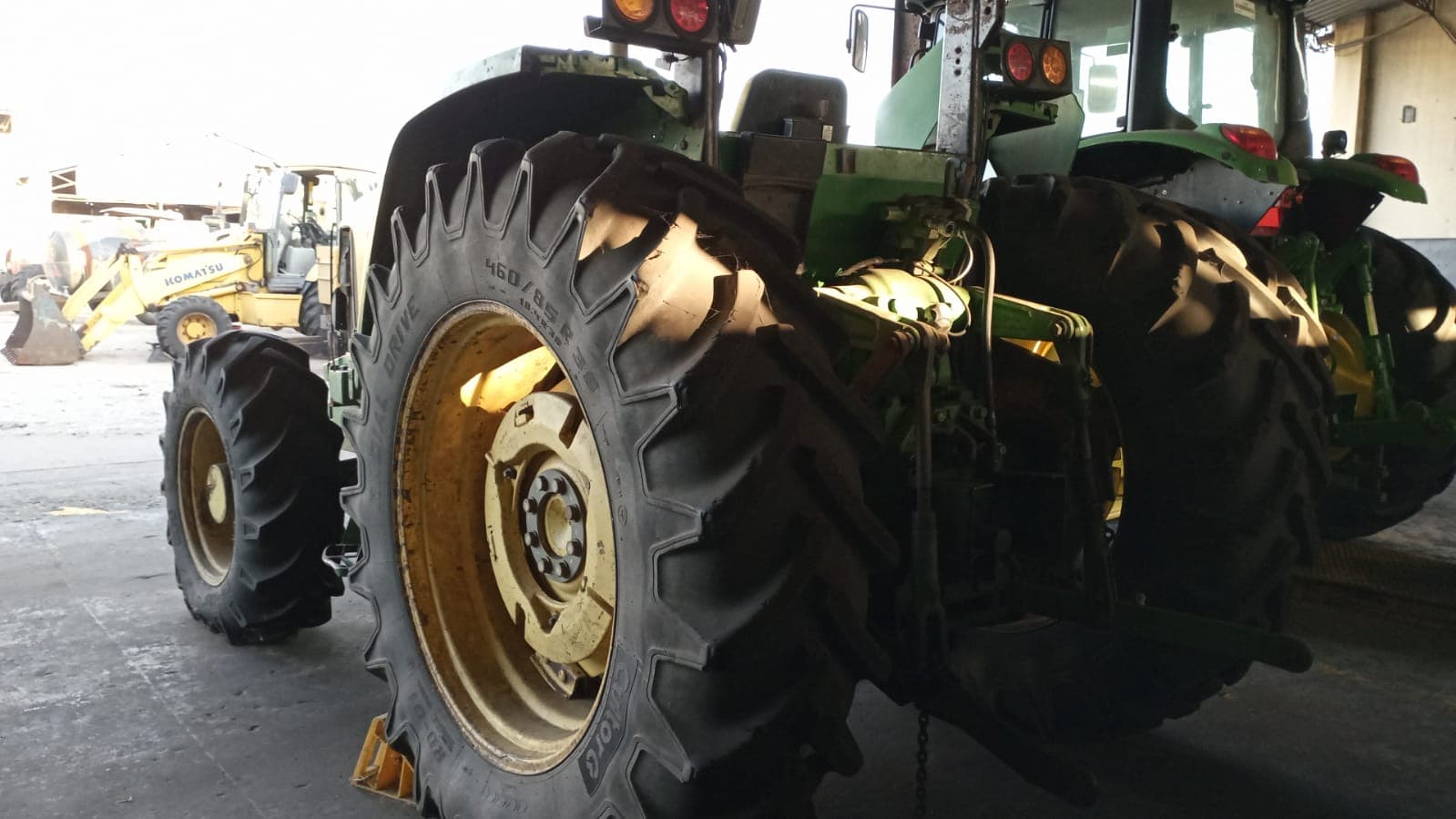 Trator John Deere — imagem 3