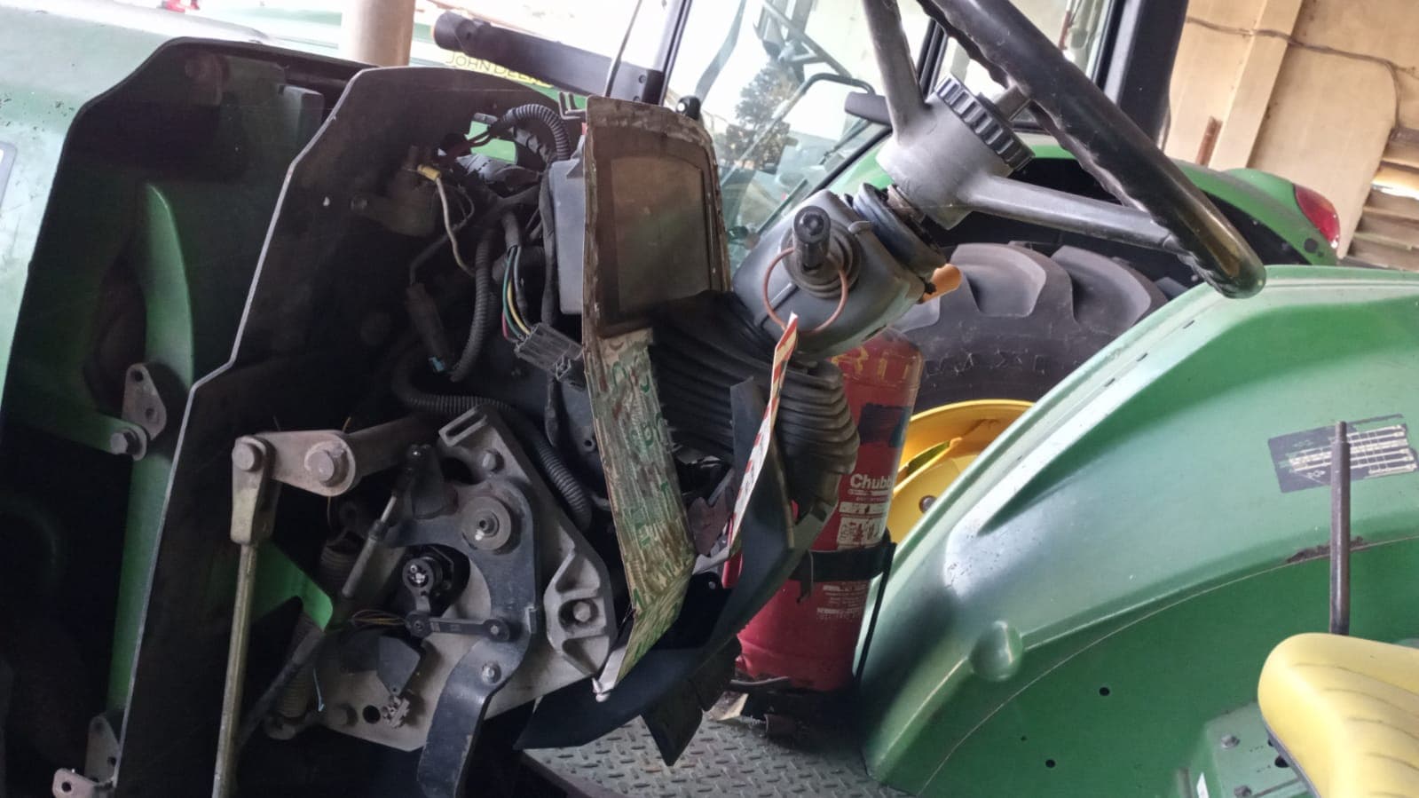 Trator John Deere — imagem 4