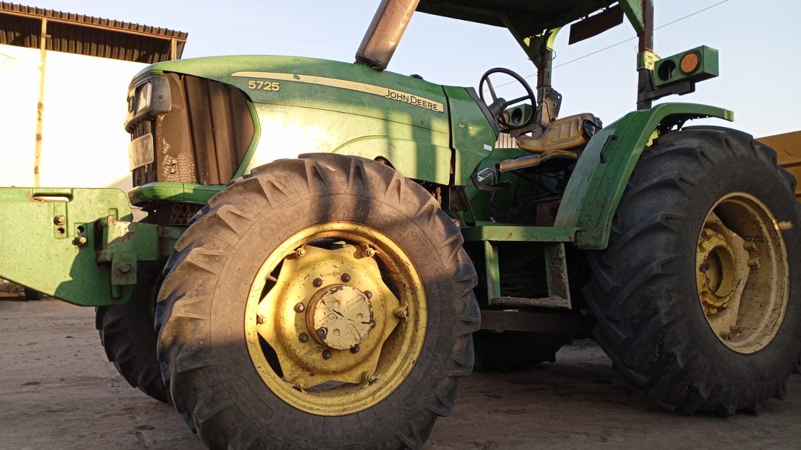 Trator John Deere — imagen 4