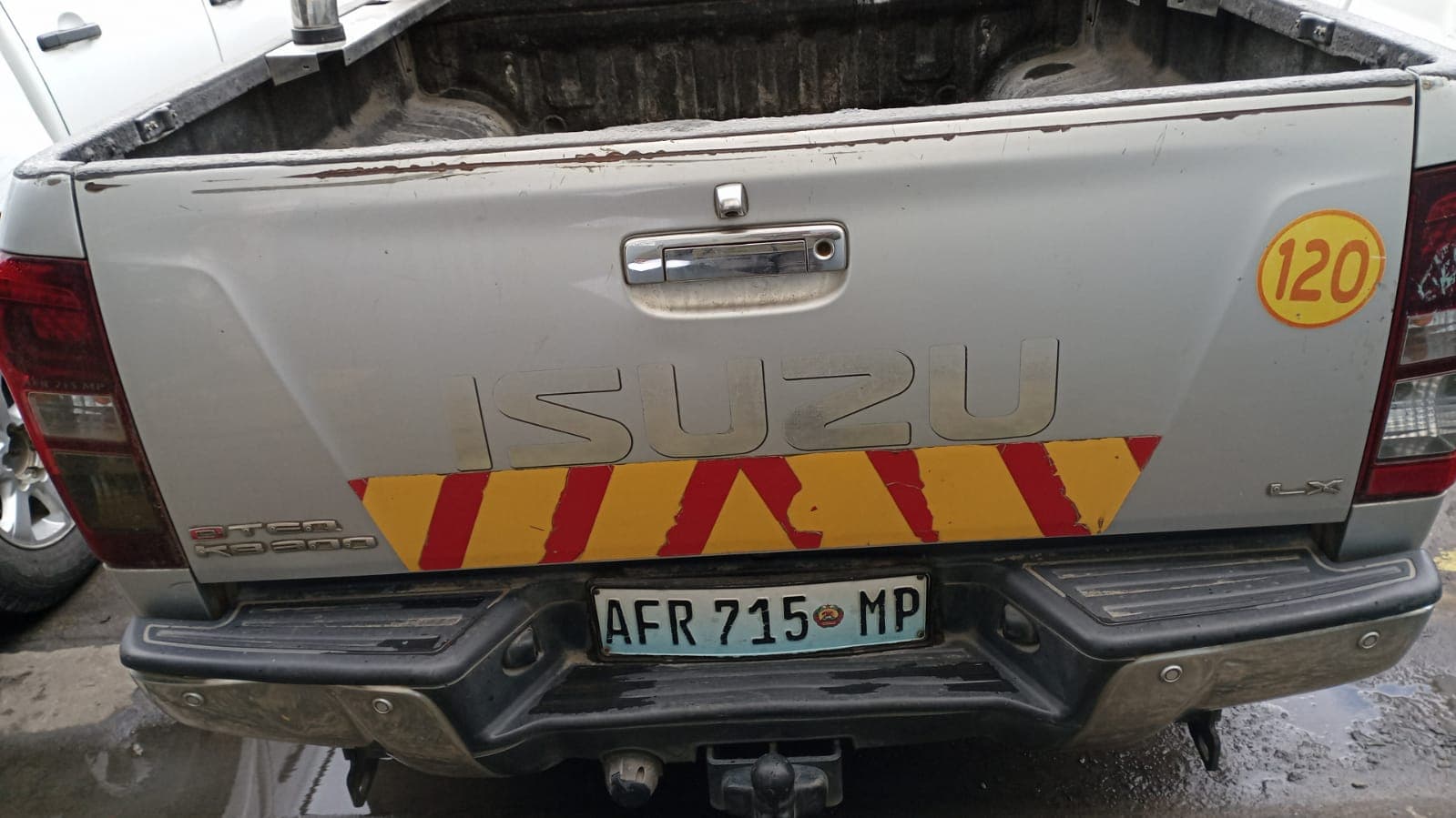 ISUZU KB 300 DTEQ — imagem 13