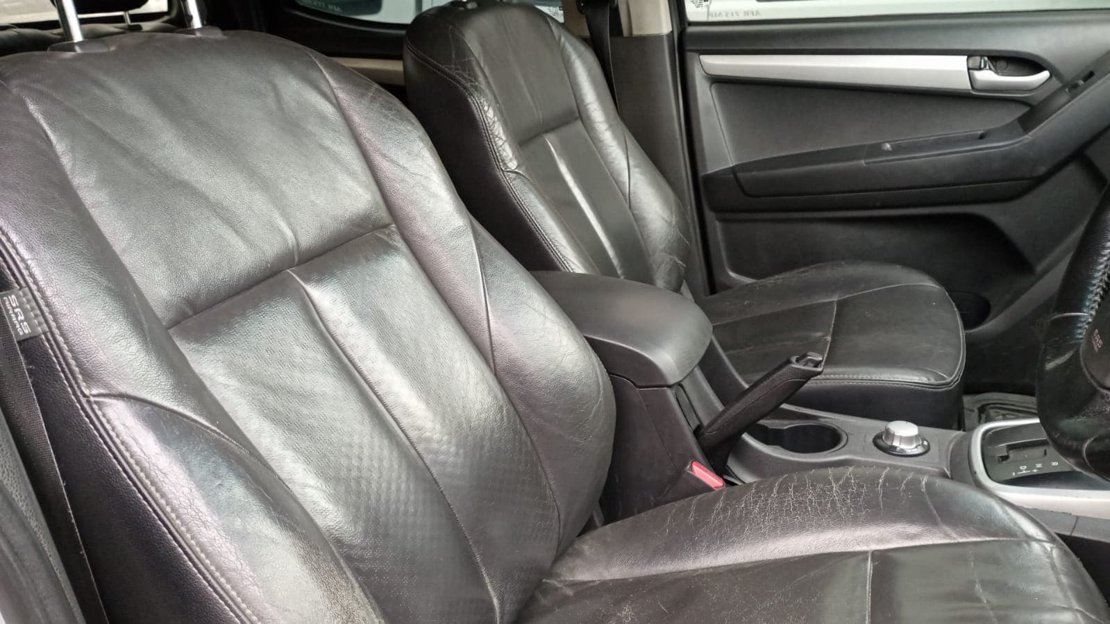 ISUZU KB 300 DTEQ — imagem 10