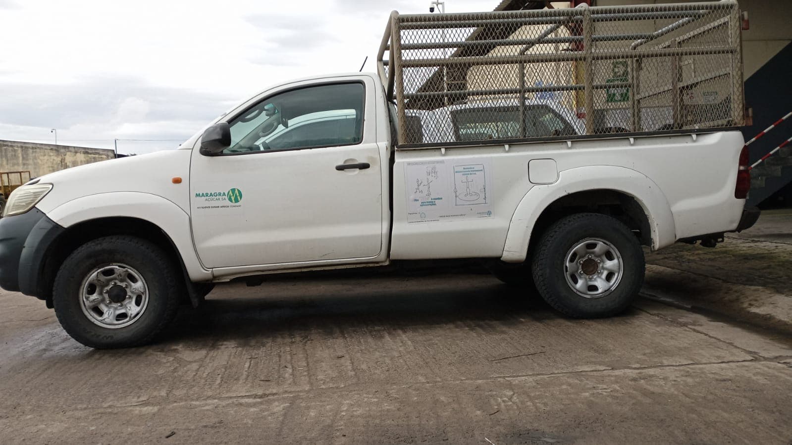 Toyota Hilux — imagen 6