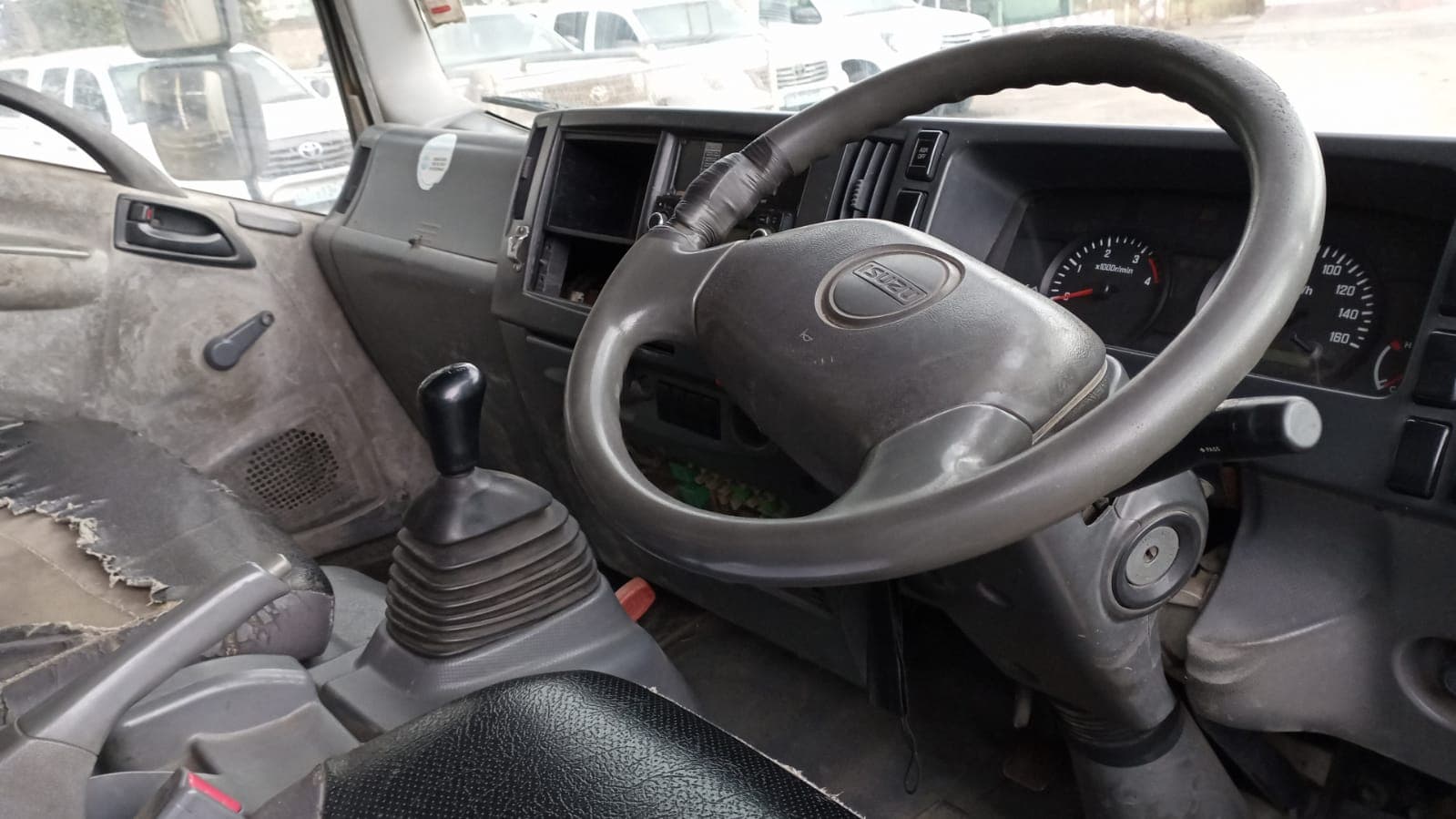 Camioneta Isuzu — imagem 7