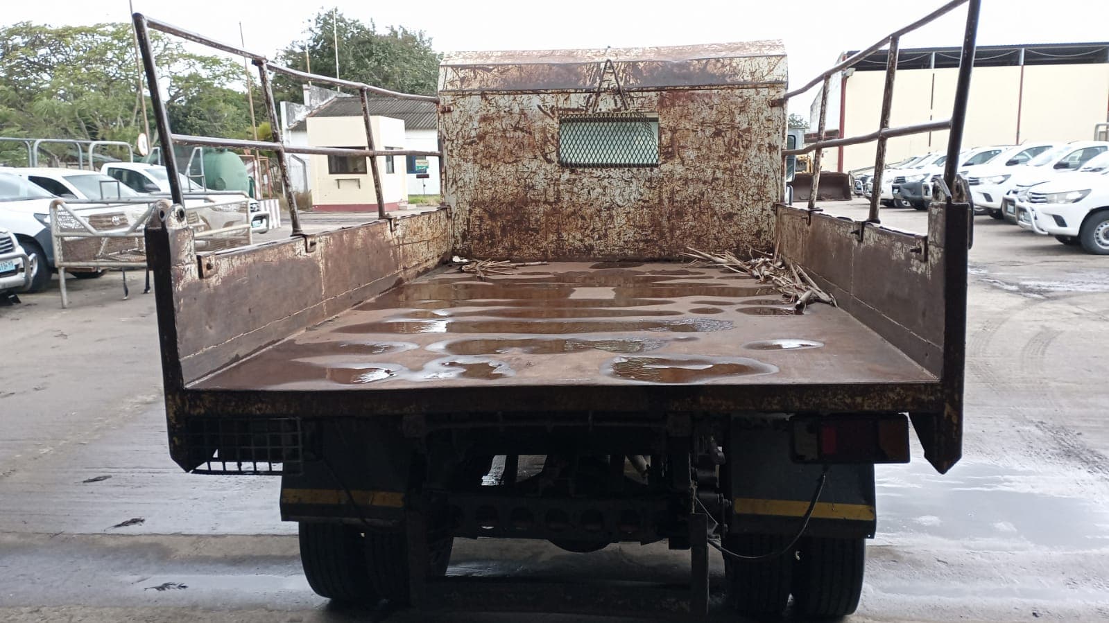 Camioneta Isuzu — imagem 5