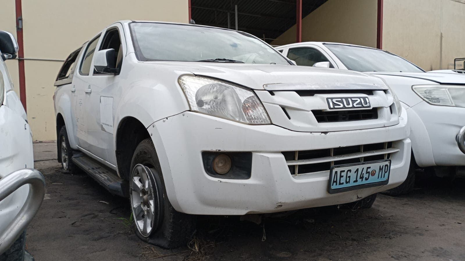 Viatura Isuzu — image 1