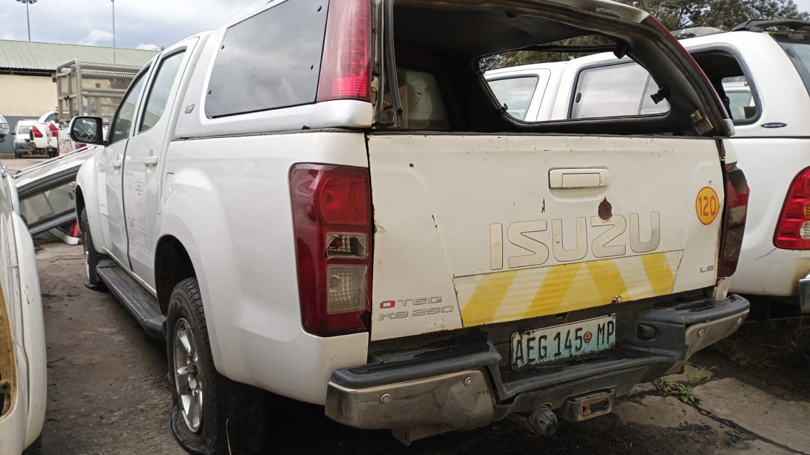 Viatura Isuzu — image 5