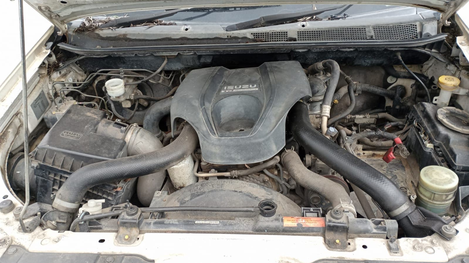 Viatura Isuzu — image 6
