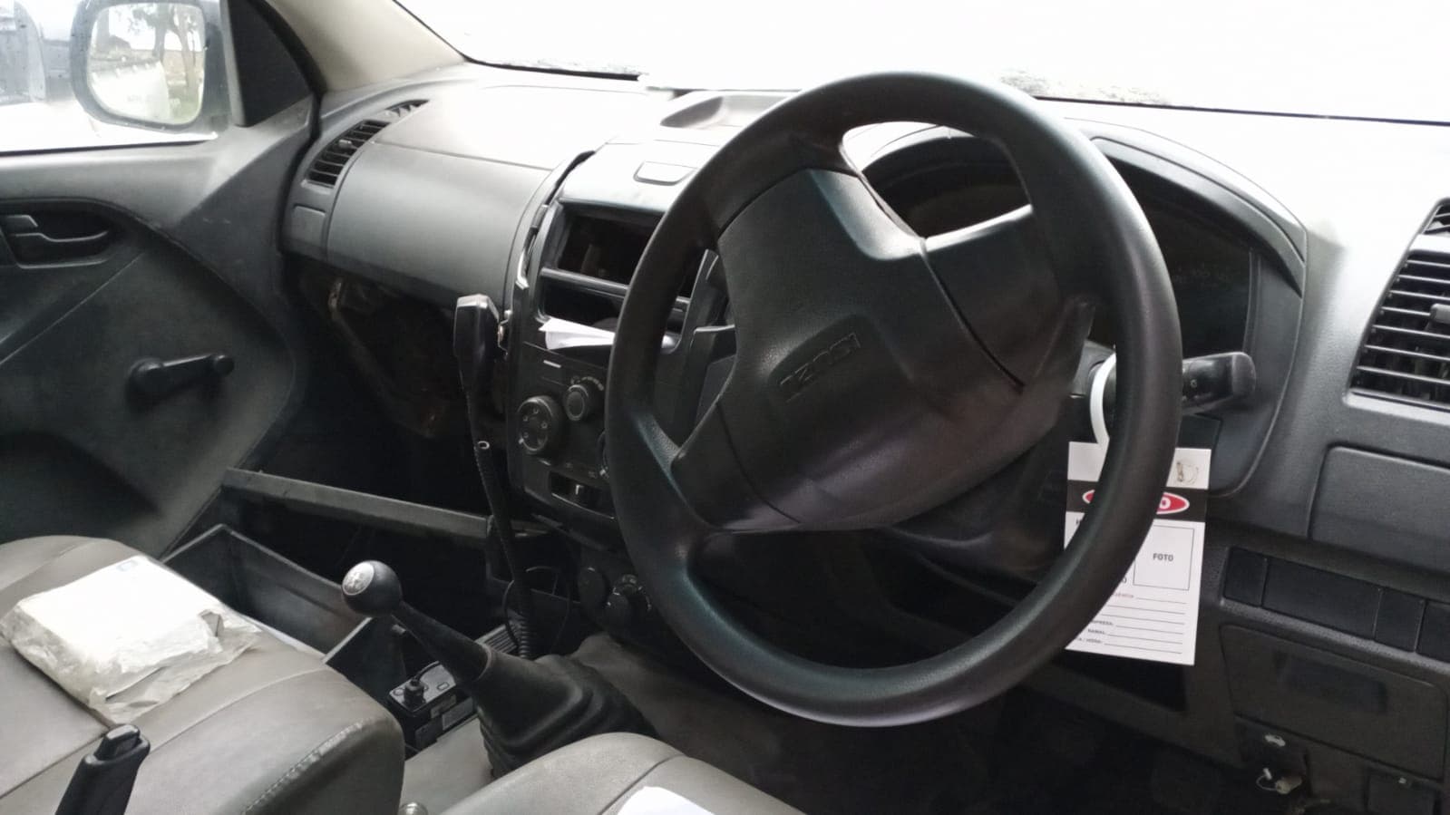 ISUZU  KB 250D — imagen 4