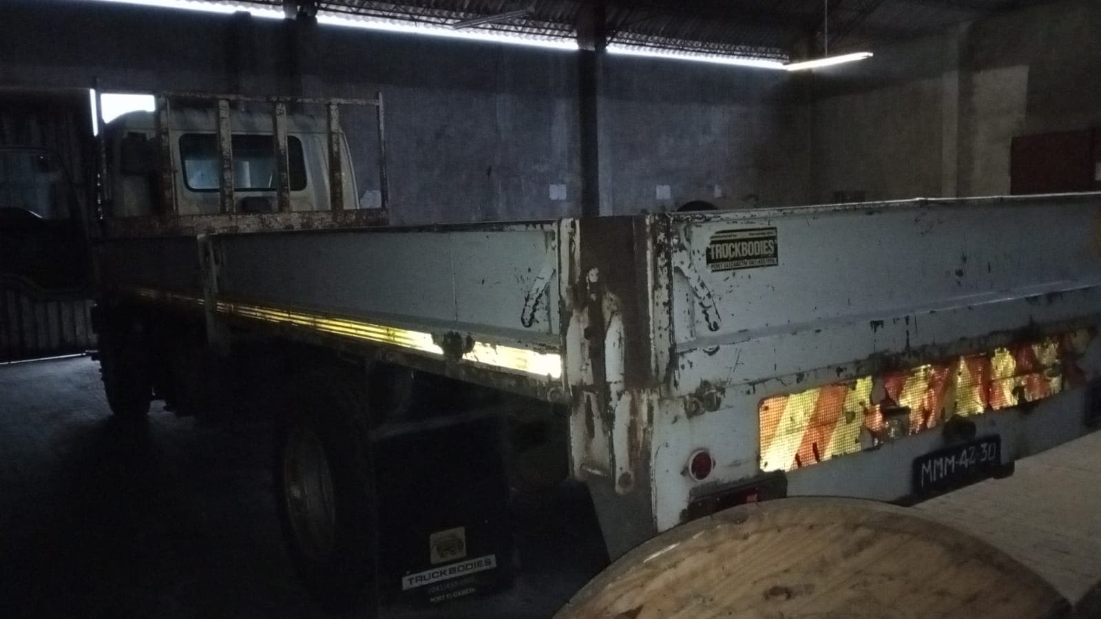 Camião ISUZU FTR800 — image 5