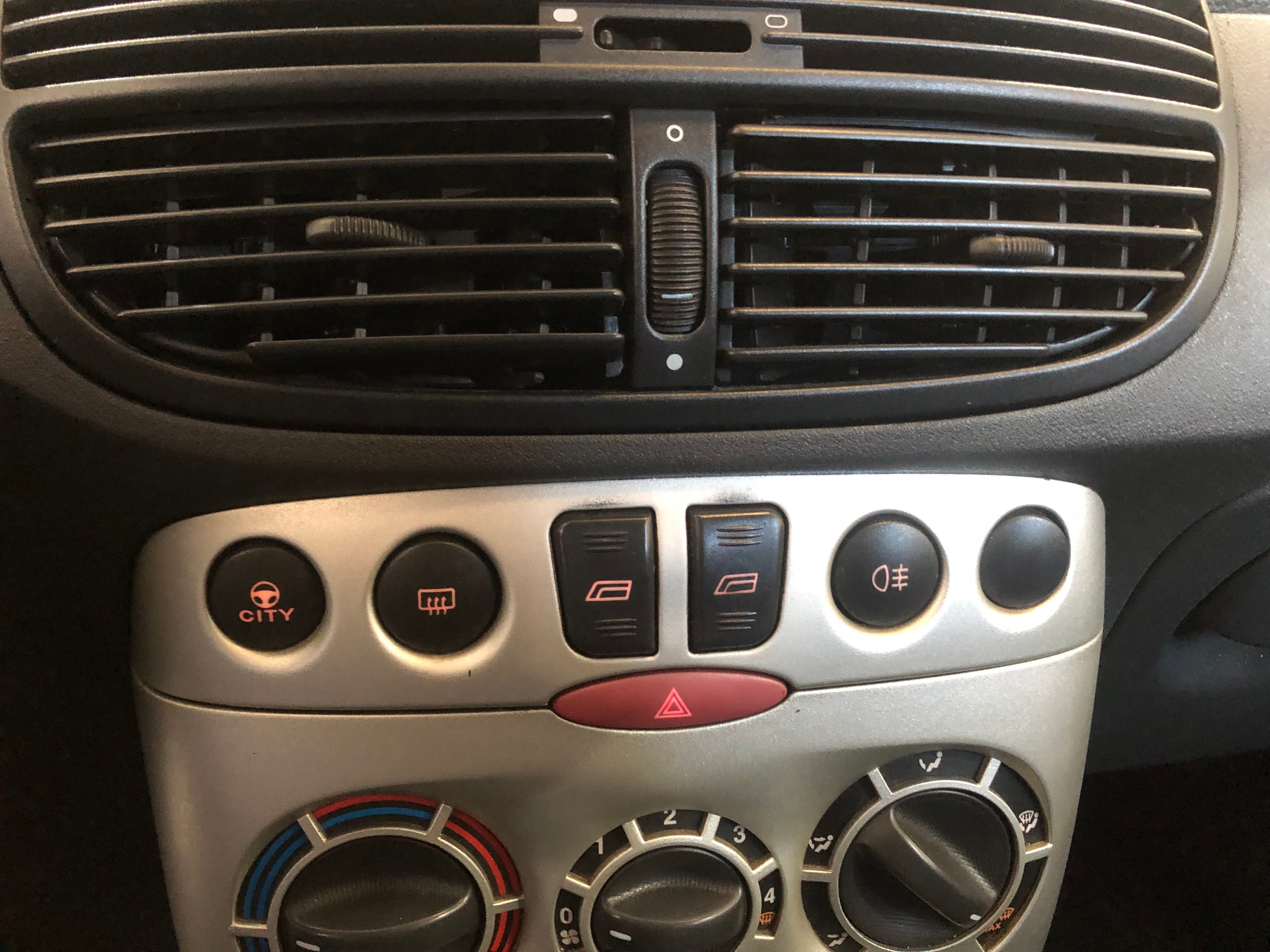 Fiat Punto · Ano 2001 — imagem 26