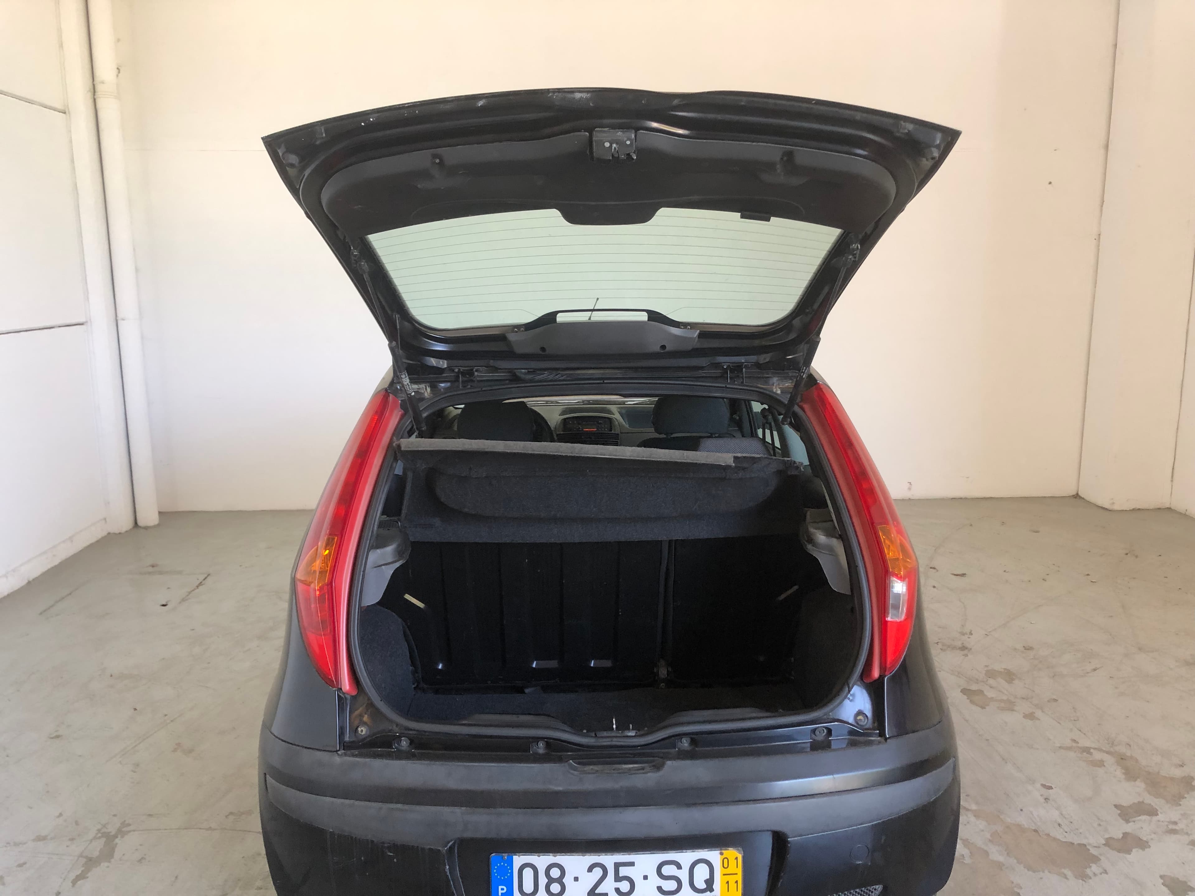 Fiat Punto · Ano 2001 — imagem 7