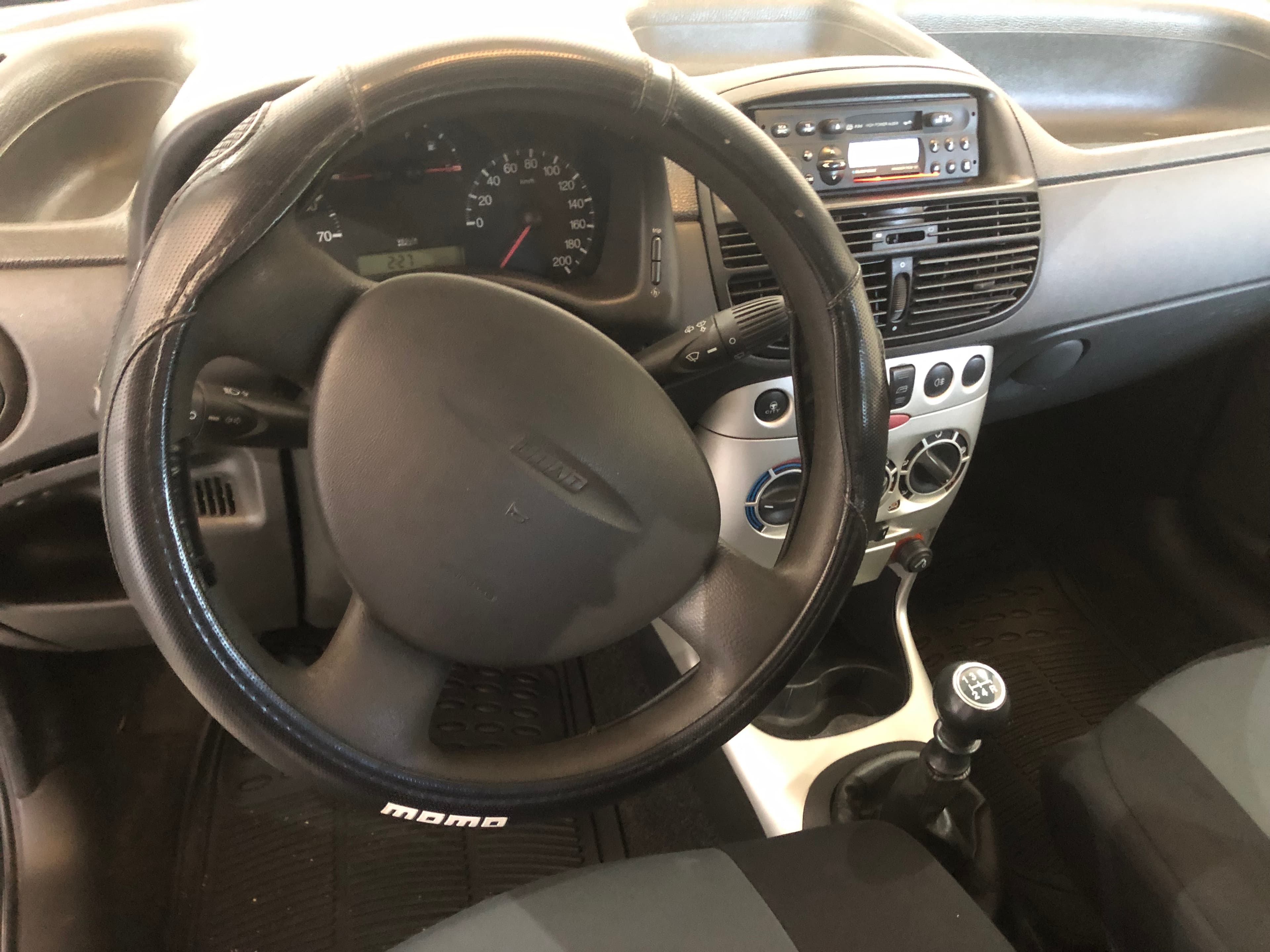 Fiat Punto · Ano 2001 — imagem 18