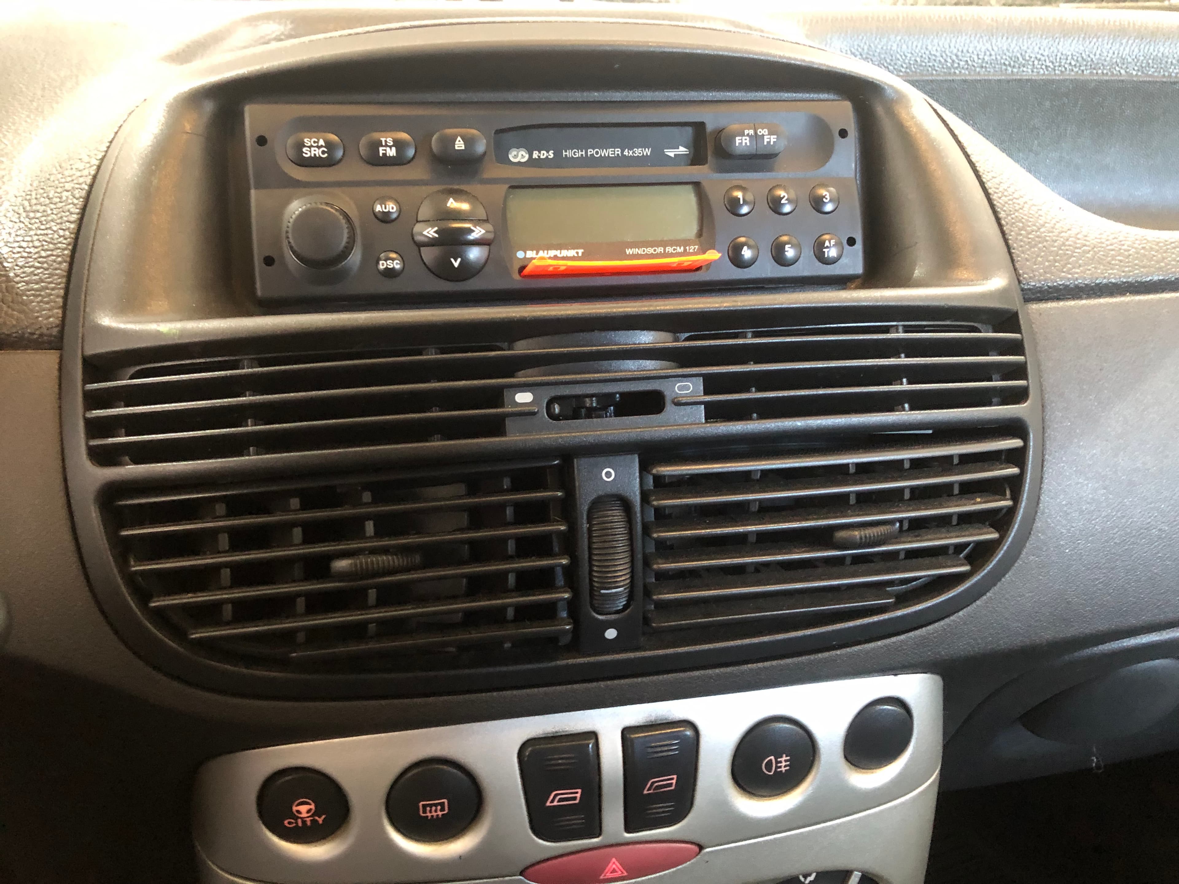 Fiat Punto · Ano 2001 — imagem 27