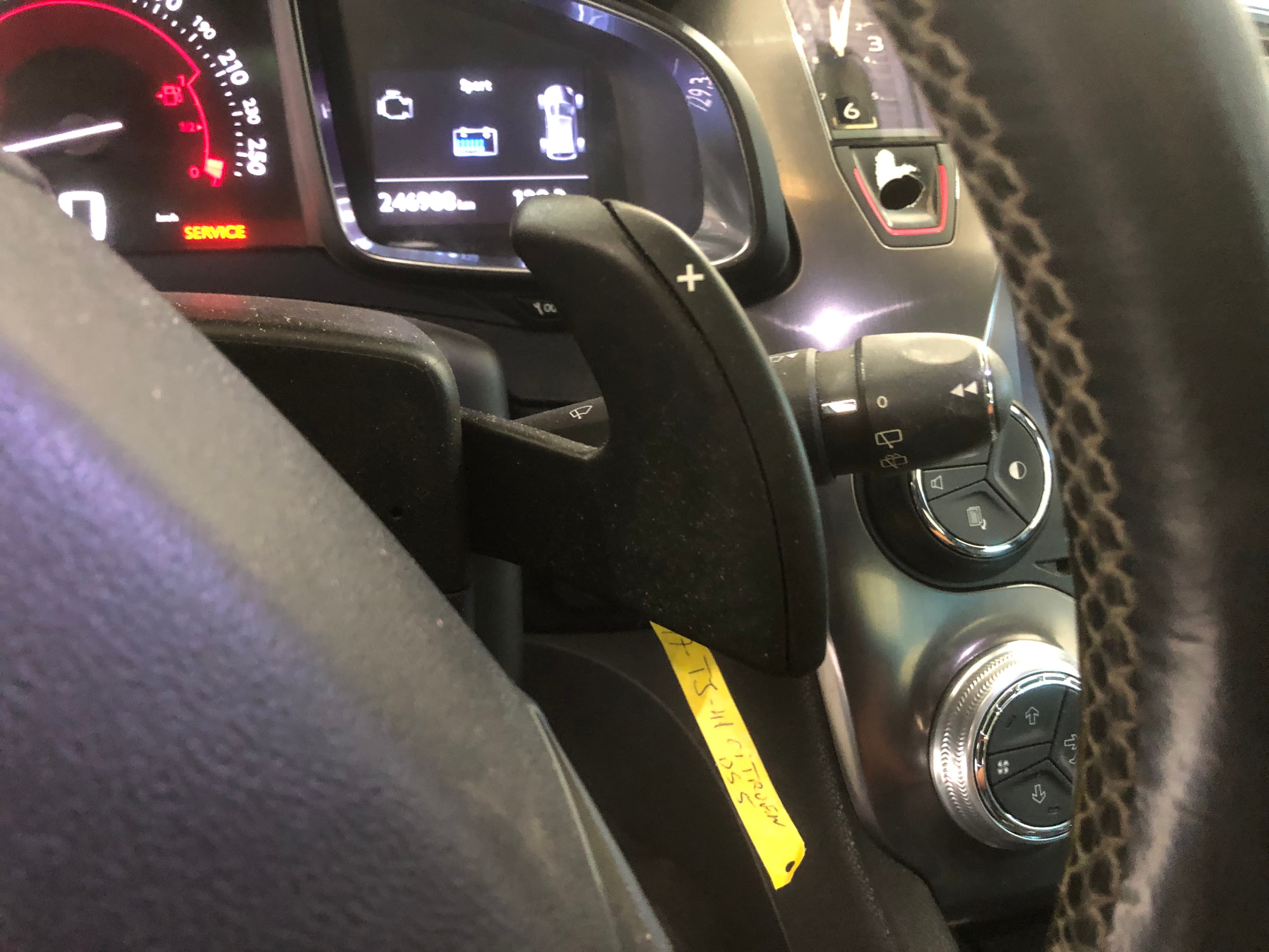 Citroën DS5 Hybrid · Ano 2012 — imagem 38