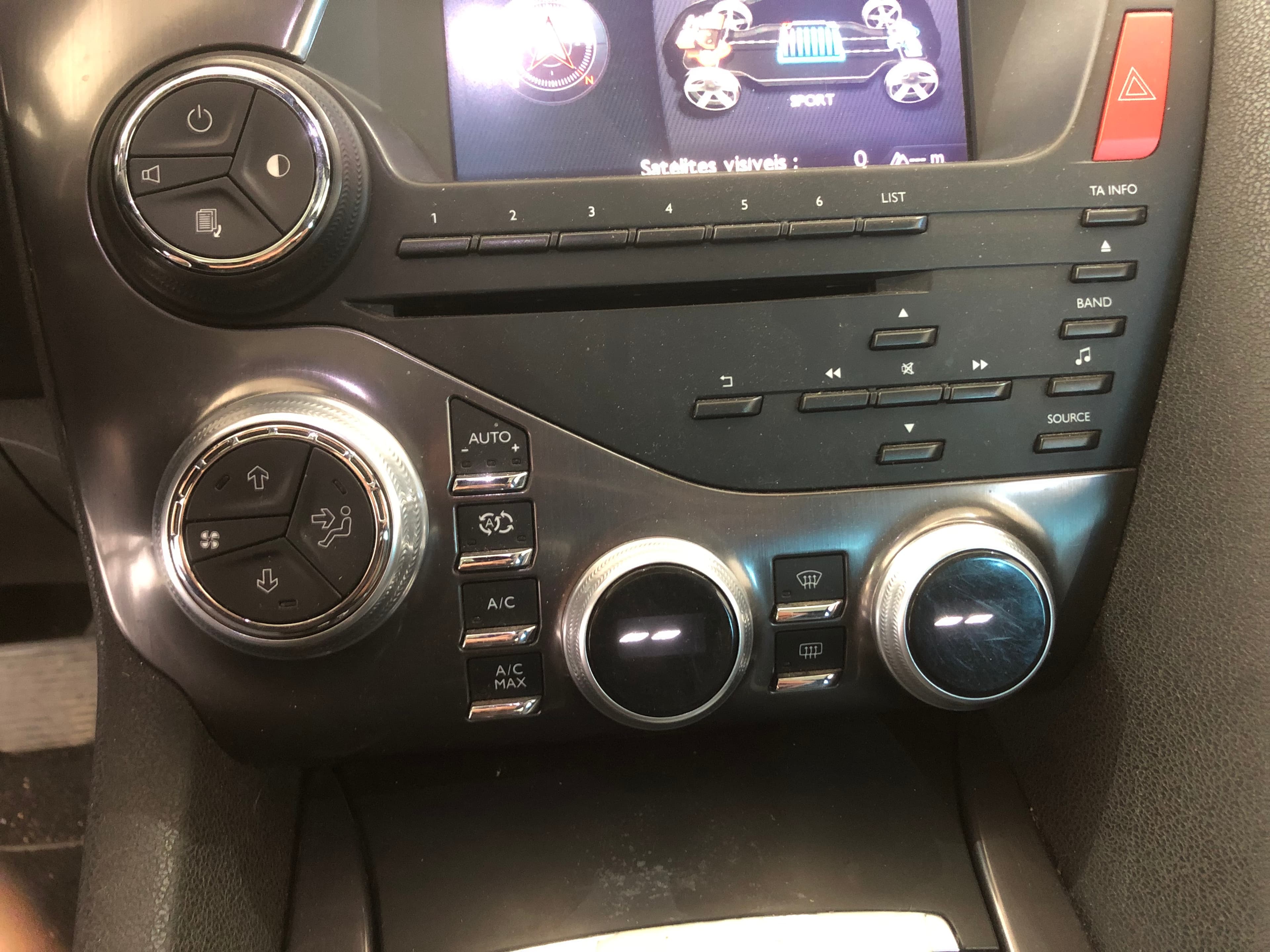Citroën DS5 Hybrid · Ano 2012 — imagem 47