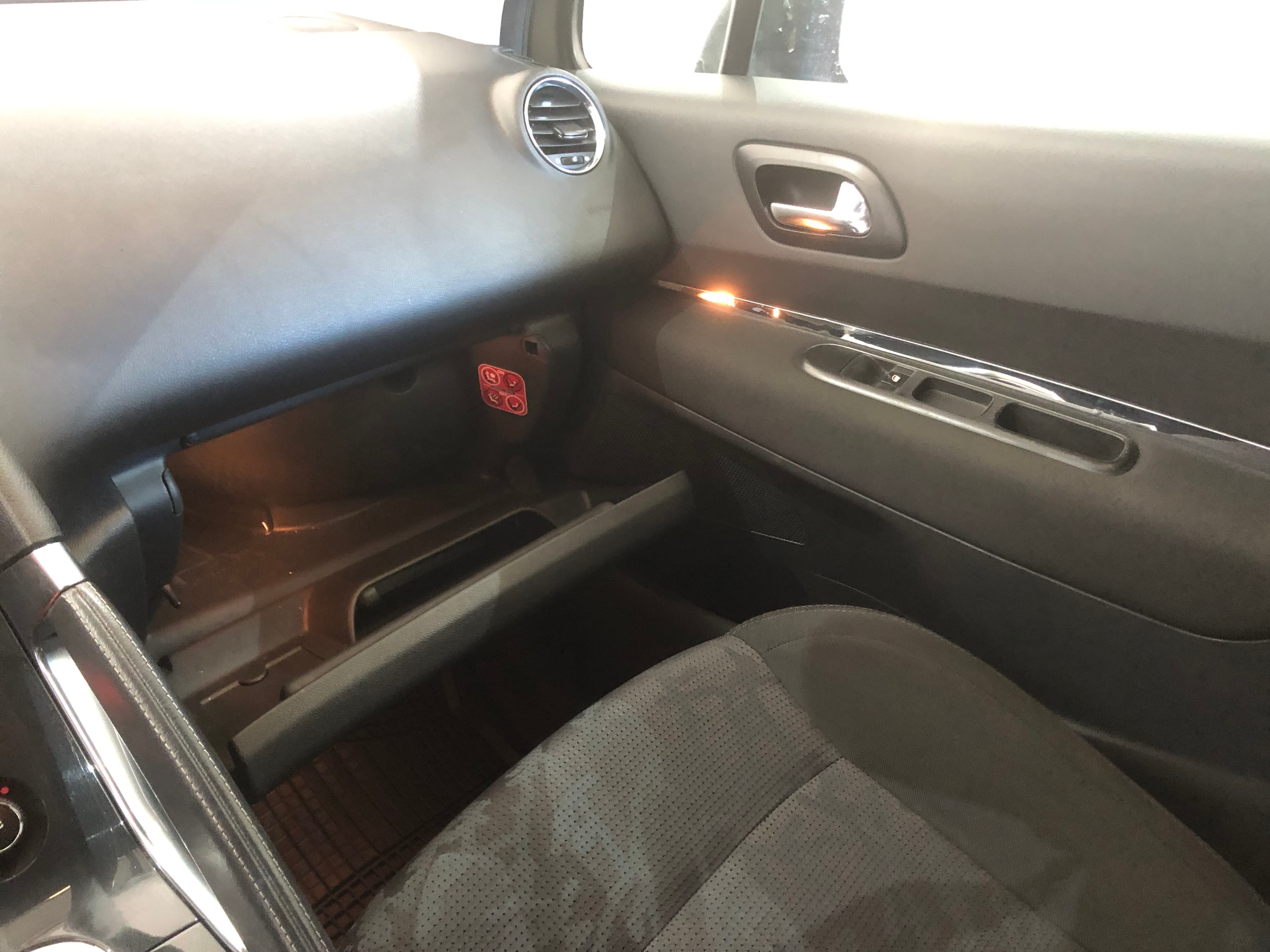 Peugeot 3008 · Ano 2009 — image 42