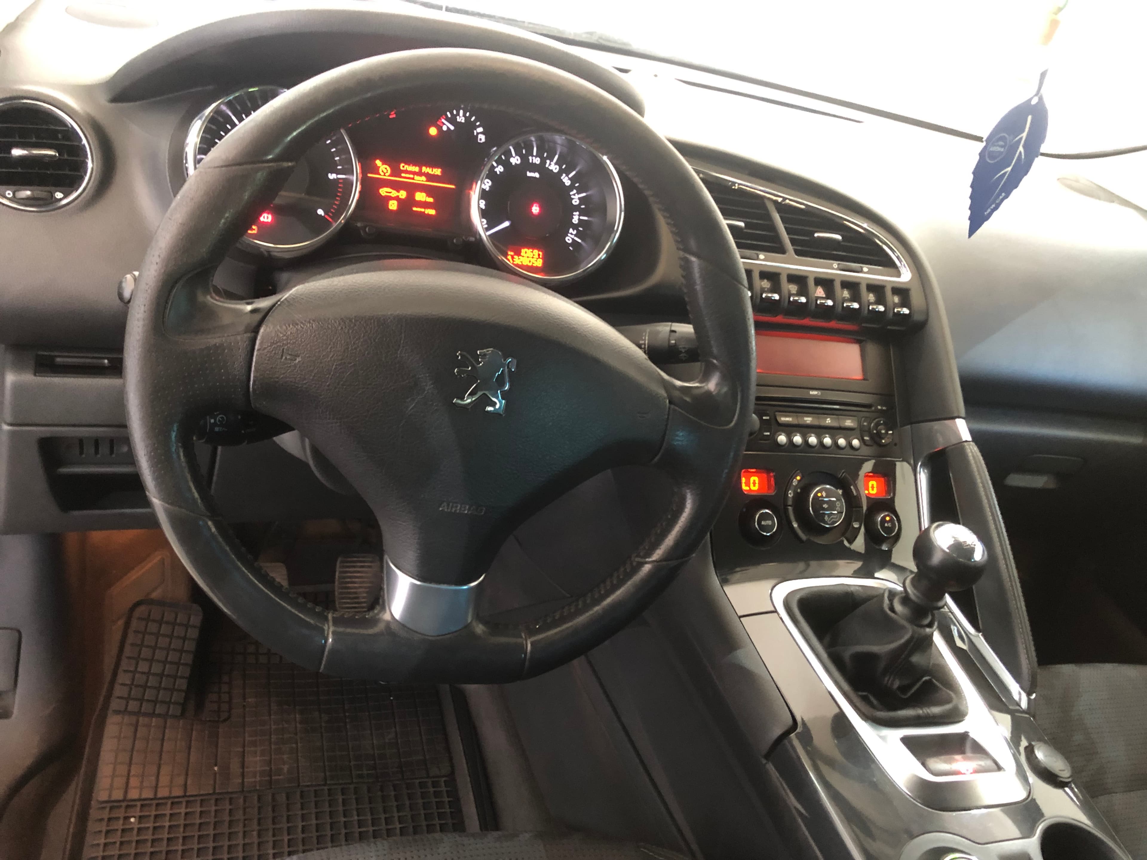 Peugeot 3008 · Ano 2009 — image 27