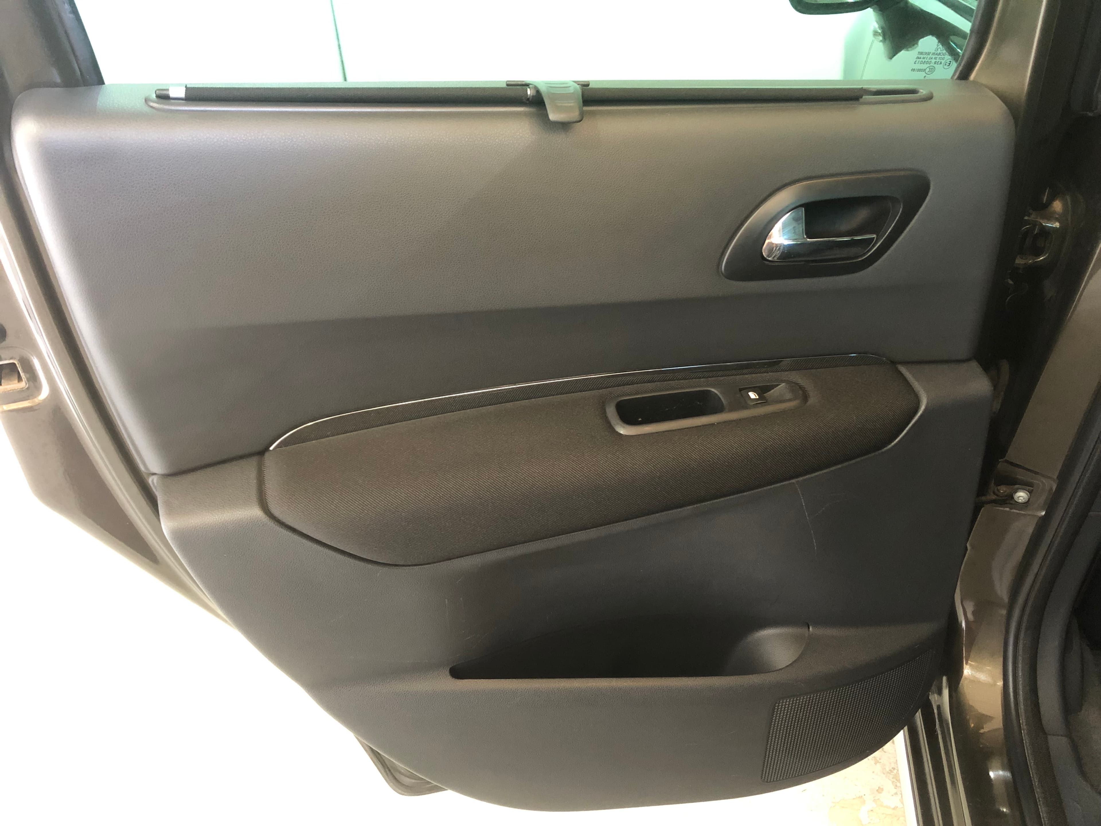 Peugeot 3008 · Ano 2009 — image 21