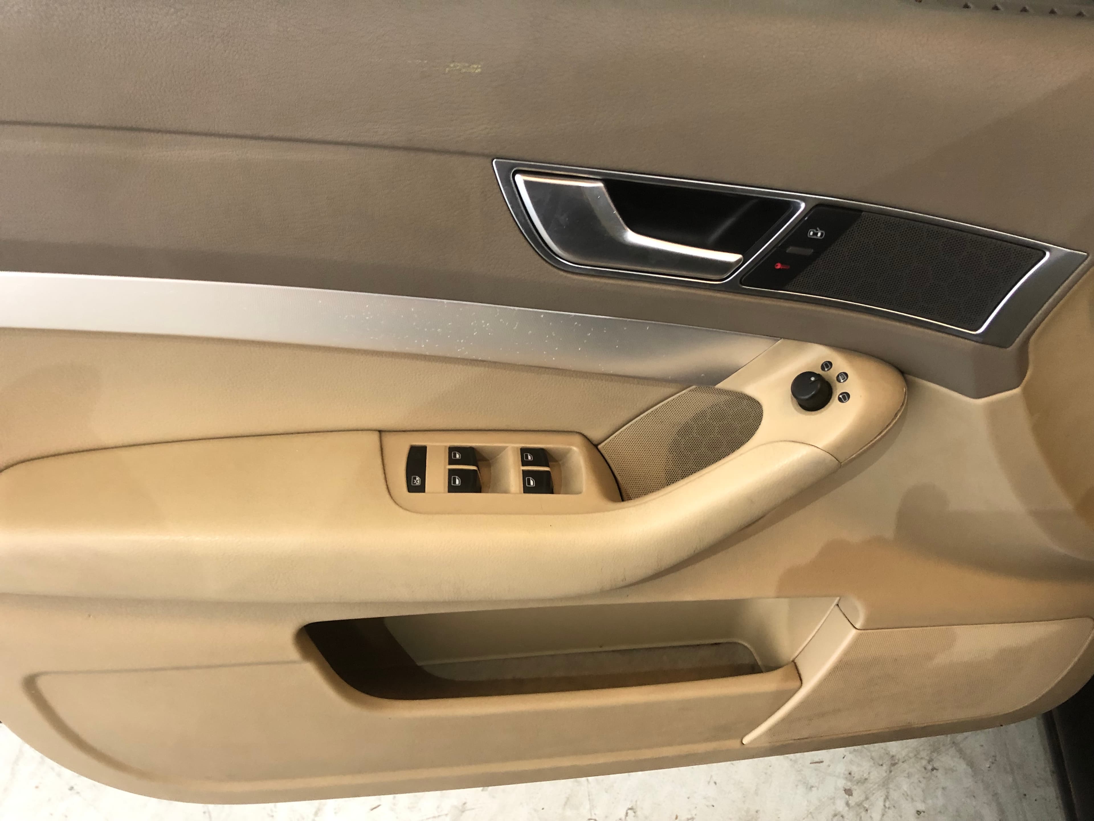 Audi A6 2.0 TDI · Ano 2005 — imagen 18