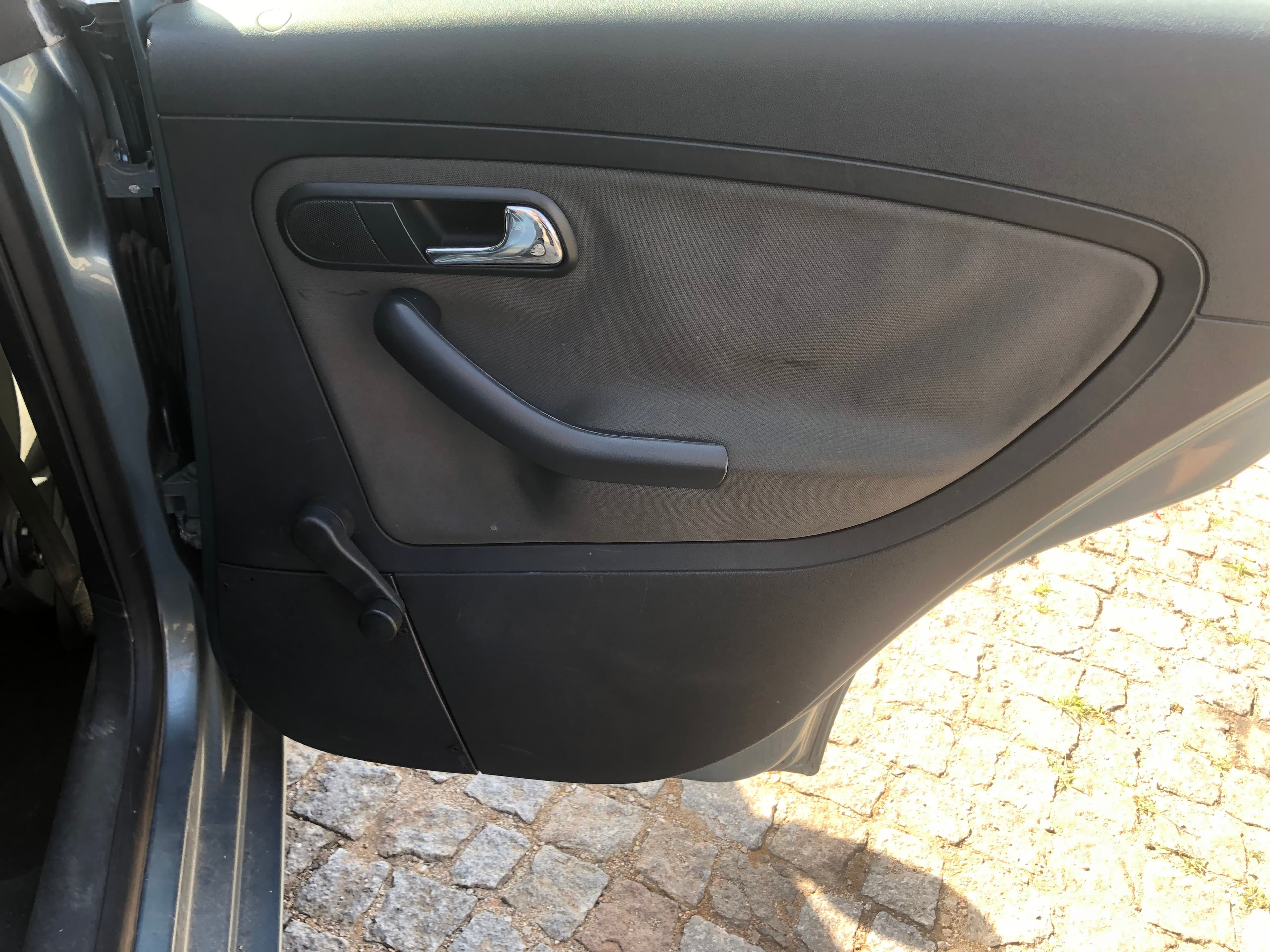 Seat Ibiza · Ano 2005 — image 18